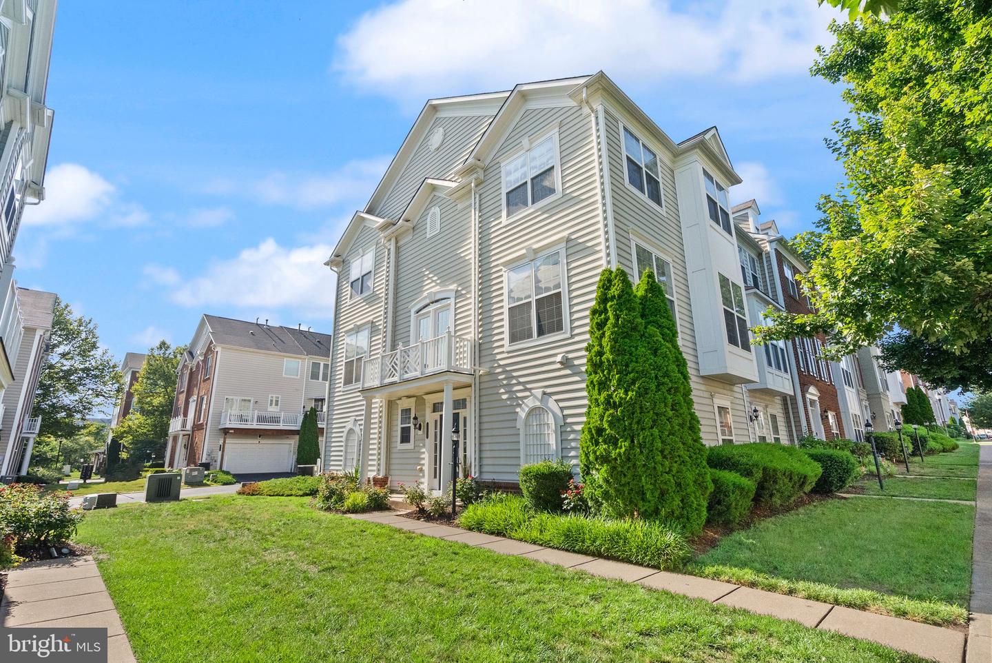14658 CROSSFIELD WAY, WOODBRIDGE, Virginia 22191, 3 Bedrooms Bedrooms, ,2 BathroomsBathrooms,Residential,For sale,14658 CROSSFIELD WAY,VAPW2095860 MLS # VAPW2095860