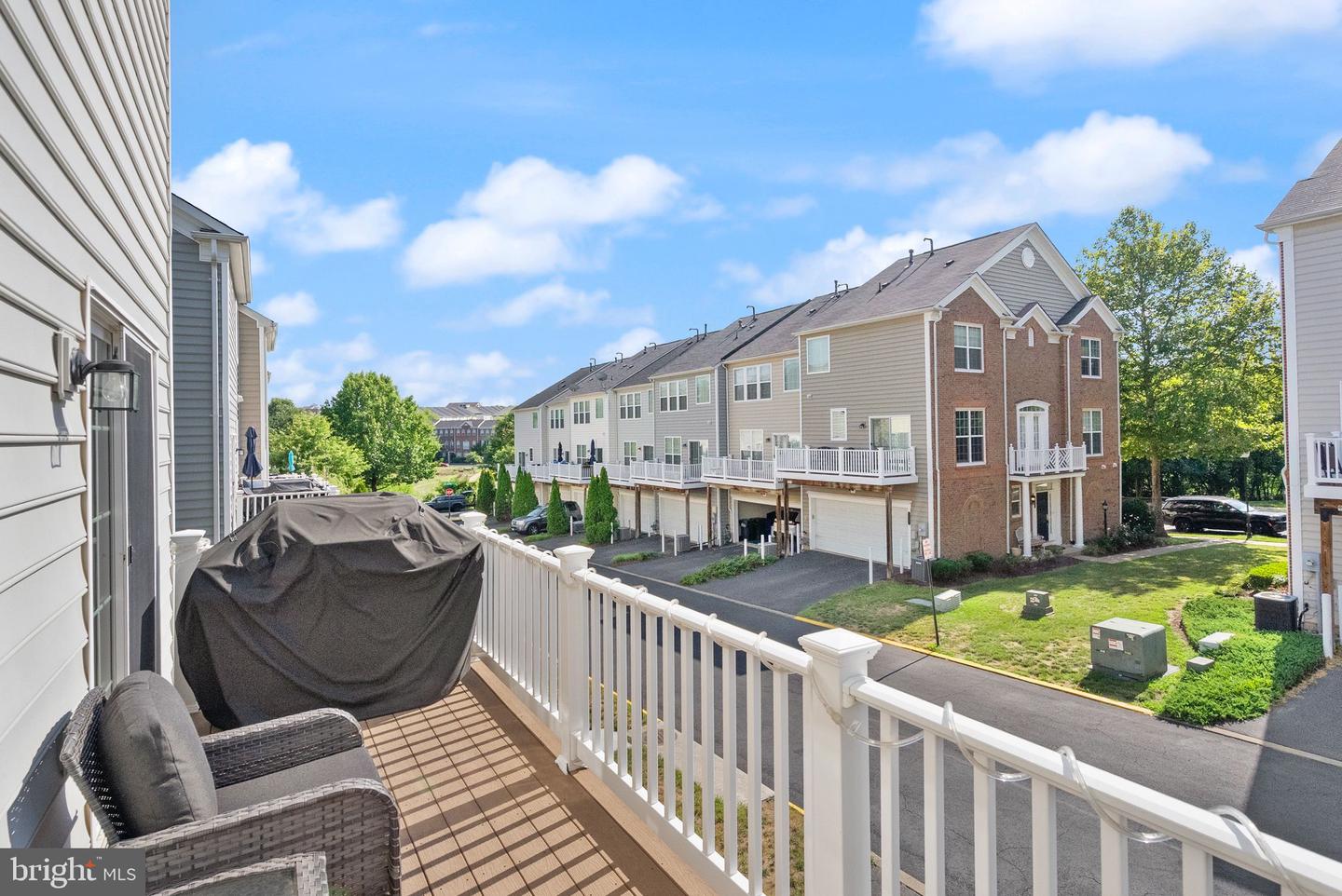 14658 CROSSFIELD WAY, WOODBRIDGE, Virginia 22191, 3 Bedrooms Bedrooms, ,2 BathroomsBathrooms,Residential,For sale,14658 CROSSFIELD WAY,VAPW2095860 MLS # VAPW2095860
