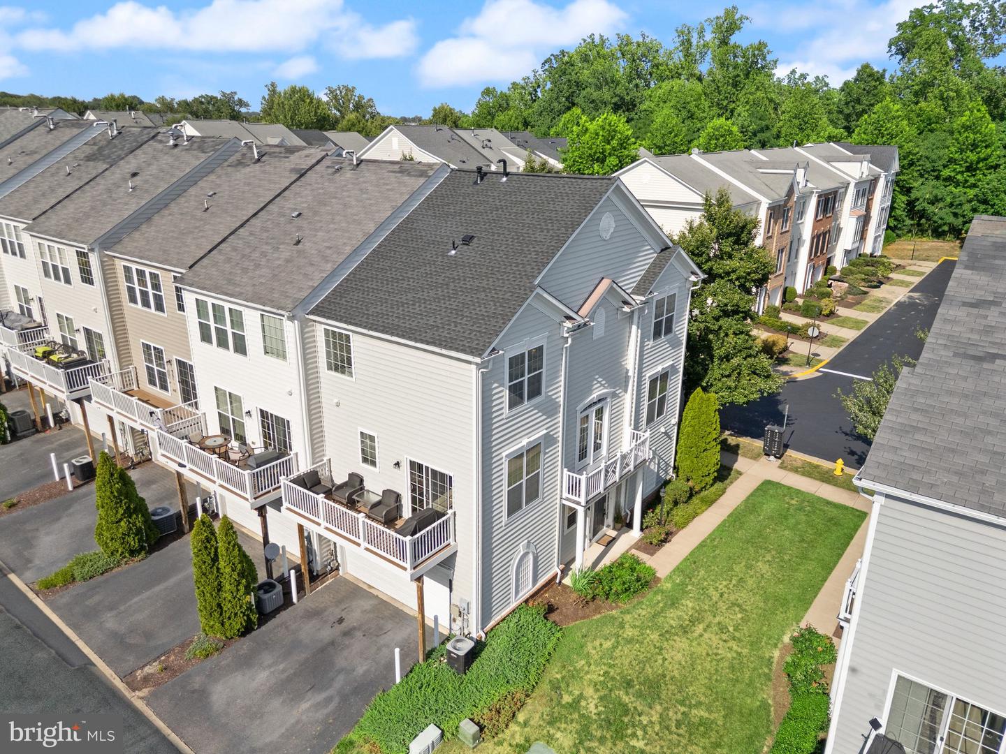 14658 CROSSFIELD WAY, WOODBRIDGE, Virginia 22191, 3 Bedrooms Bedrooms, ,2 BathroomsBathrooms,Residential,For sale,14658 CROSSFIELD WAY,VAPW2095860 MLS # VAPW2095860