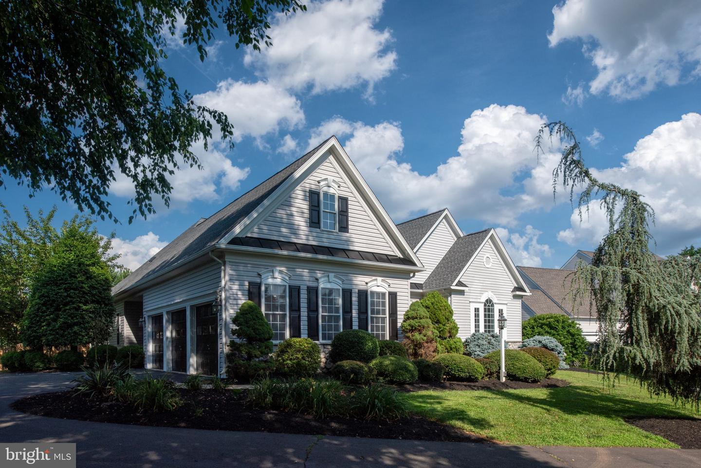 715 CONSTANTINE CT, WARRENTON, Virginia 20186, 5 Bedrooms Bedrooms, ,4 BathroomsBathrooms,Residential,For sale,715 CONSTANTINE CT,VAFQ2016868 MLS # VAFQ2016868