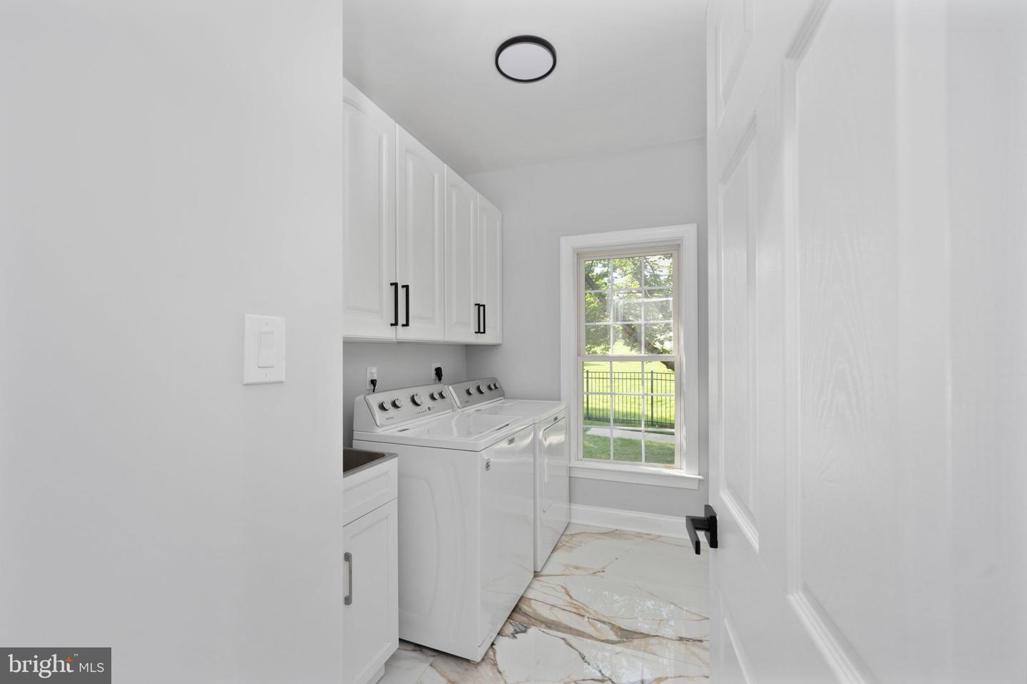 715 CONSTANTINE CT, WARRENTON, Virginia 20186, 5 Bedrooms Bedrooms, ,4 BathroomsBathrooms,Residential,For sale,715 CONSTANTINE CT,VAFQ2016868 MLS # VAFQ2016868