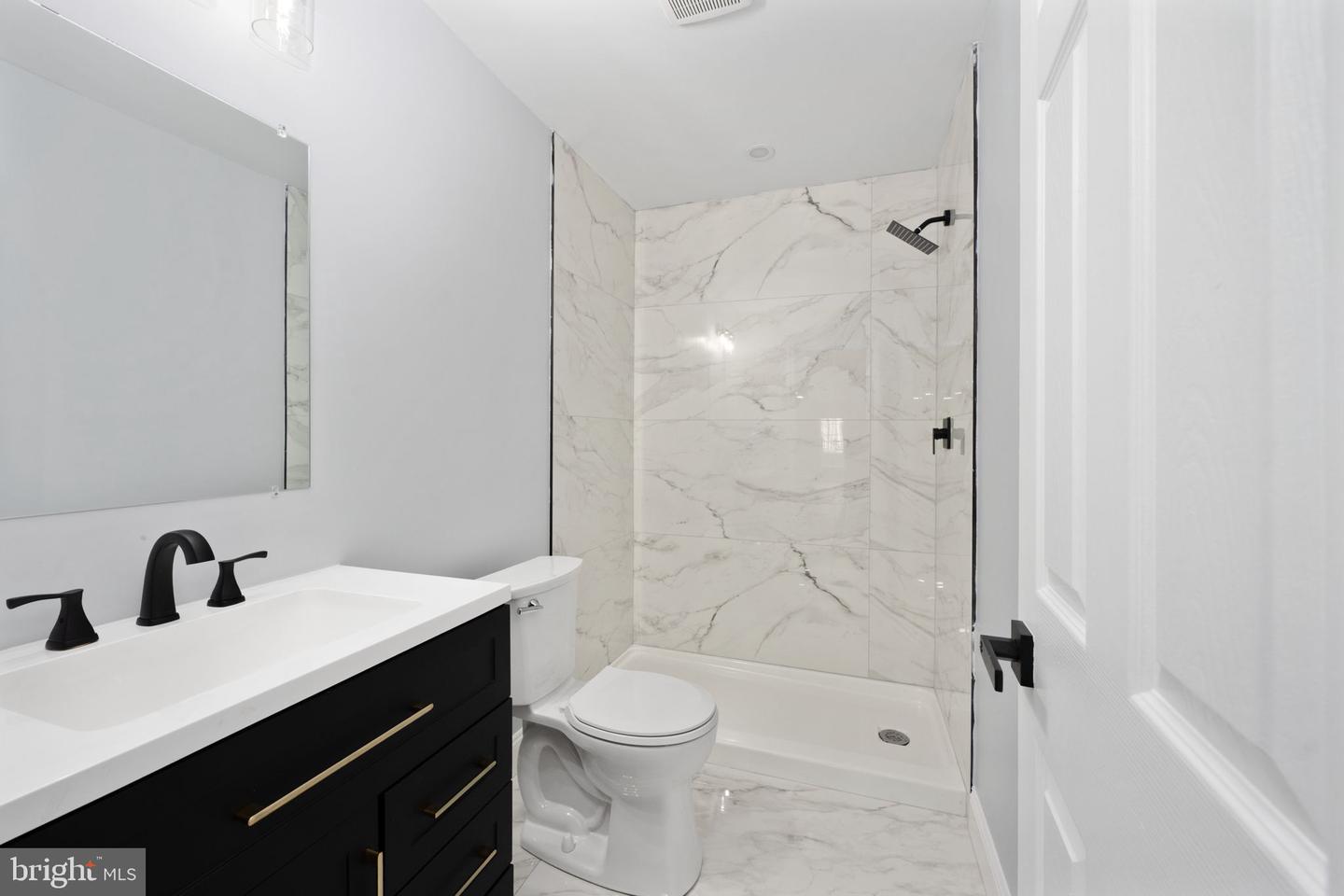 715 CONSTANTINE CT, WARRENTON, Virginia 20186, 5 Bedrooms Bedrooms, ,4 BathroomsBathrooms,Residential,For sale,715 CONSTANTINE CT,VAFQ2016868 MLS # VAFQ2016868