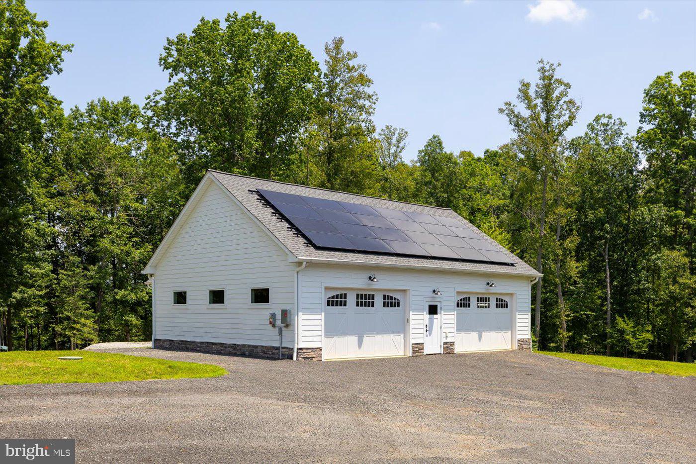 10815 DOWNTON AVE, SPOTSYLVANIA, Virginia 22553, 6 Bedrooms Bedrooms, ,4 BathroomsBathrooms,Residential,For sale,10815 DOWNTON AVE,VASP2033596 MLS # VASP2033596