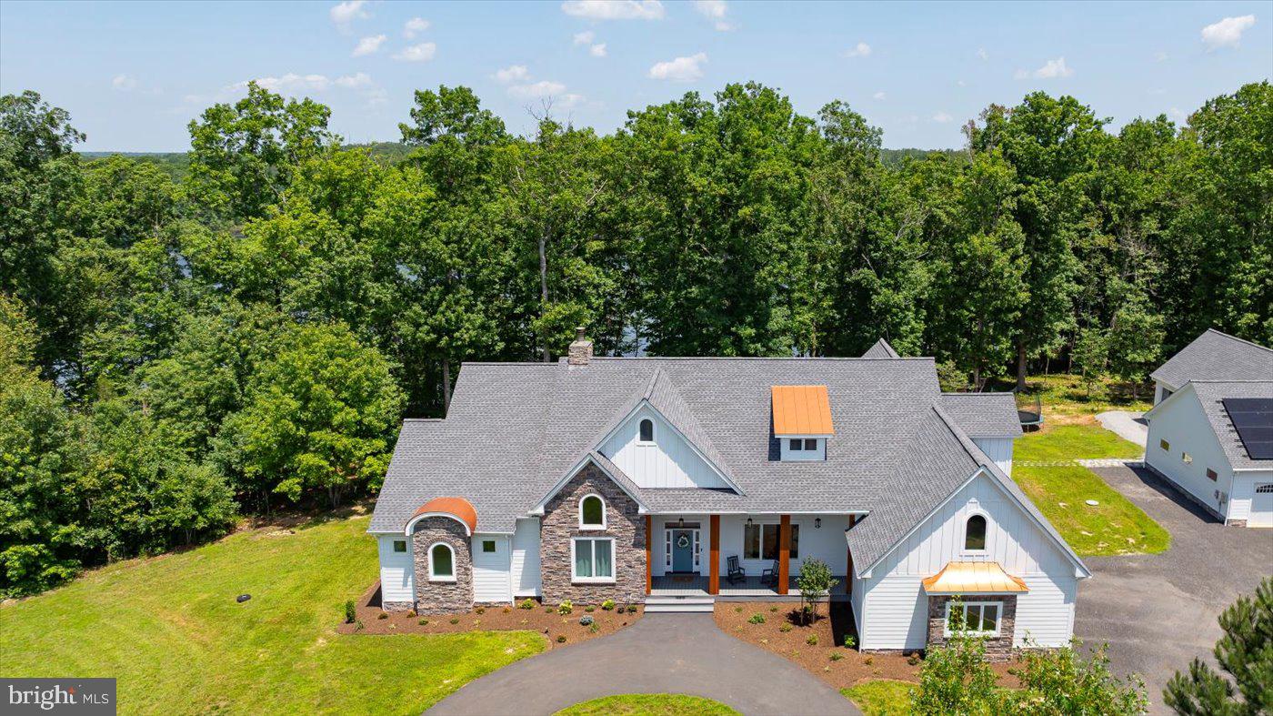 10815 DOWNTON AVE, SPOTSYLVANIA, Virginia 22553, 6 Bedrooms Bedrooms, ,4 BathroomsBathrooms,Residential,For sale,10815 DOWNTON AVE,VASP2033596 MLS # VASP2033596