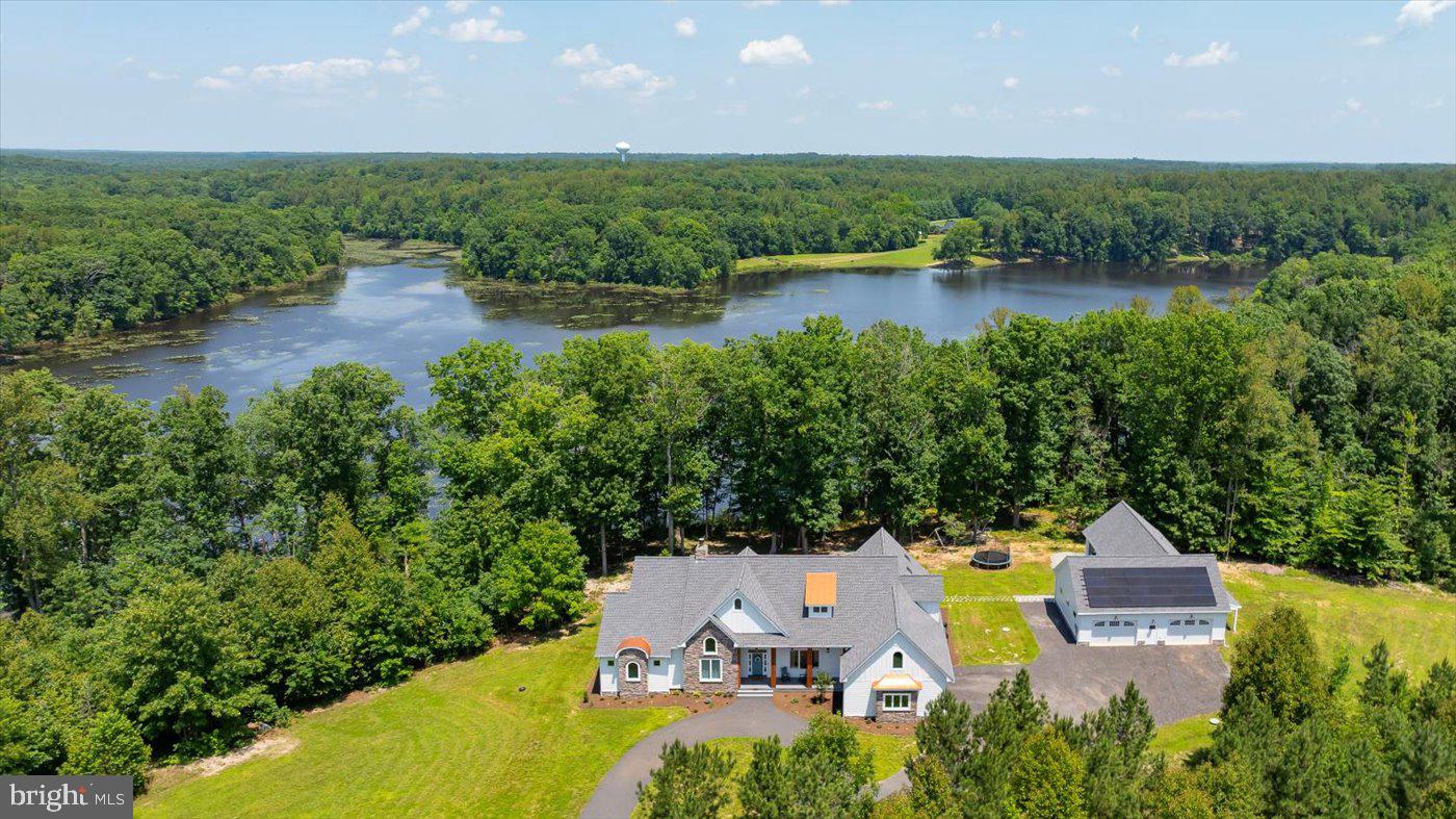 10815 DOWNTON AVE, SPOTSYLVANIA, Virginia 22553, 6 Bedrooms Bedrooms, ,4 BathroomsBathrooms,Residential,For sale,10815 DOWNTON AVE,VASP2033596 MLS # VASP2033596