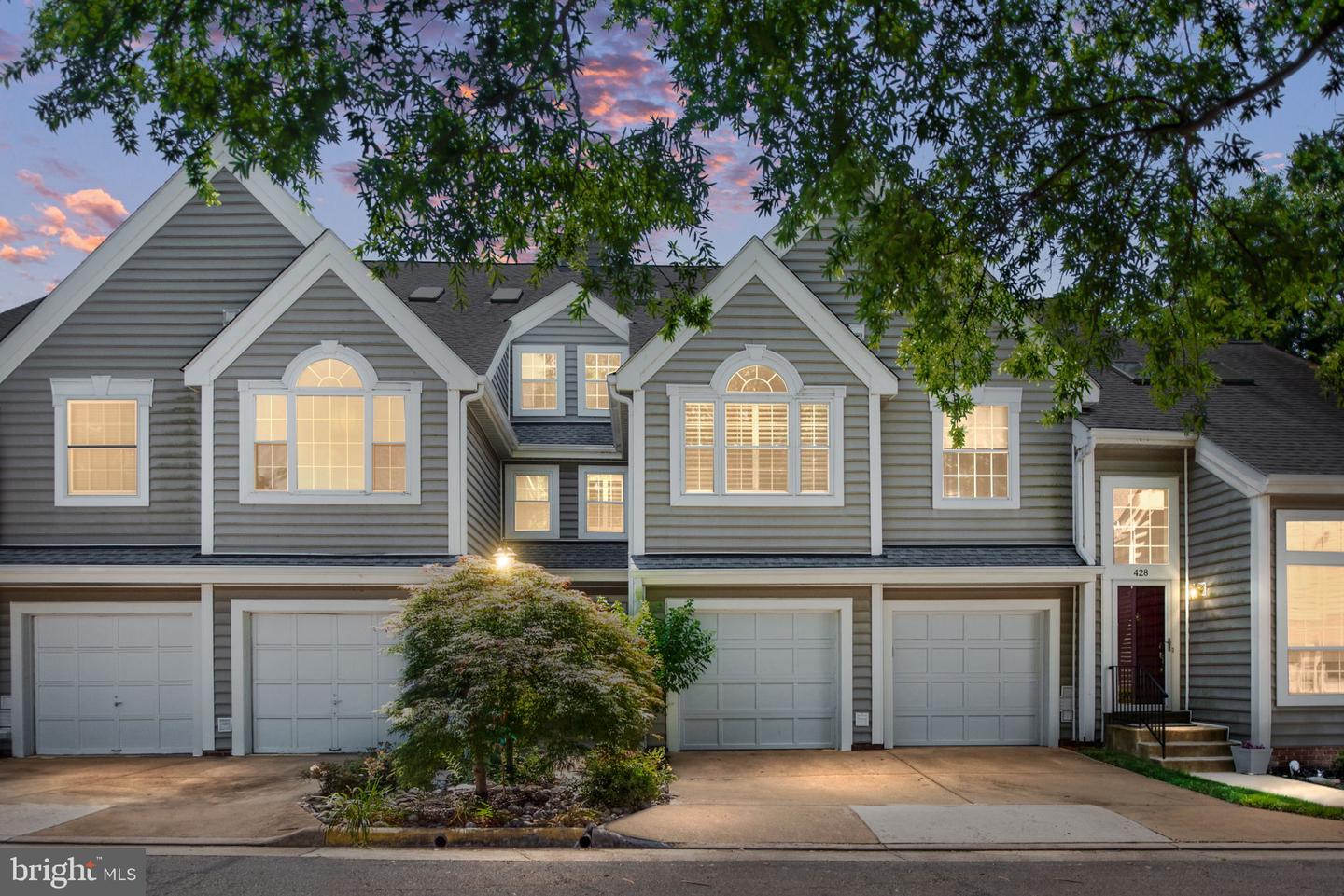 426 FORTRESS WAY, OCCOQUAN, Virginia 22125, 2 Bedrooms Bedrooms, ,2 BathroomsBathrooms,Residential,For sale,426 FORTRESS WAY,VAPW2096134 MLS # VAPW2096134