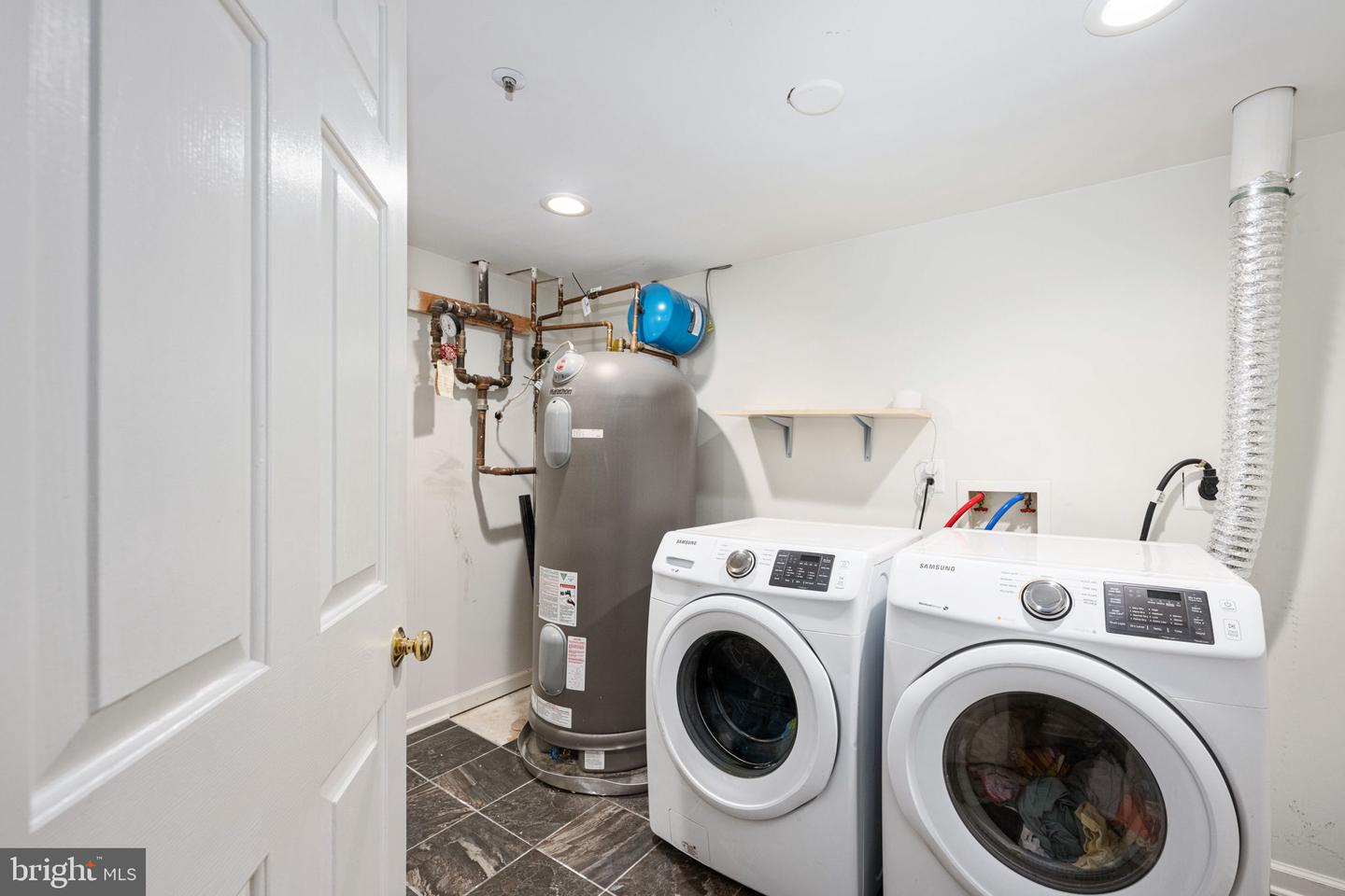 426 FORTRESS WAY, OCCOQUAN, Virginia 22125, 2 Bedrooms Bedrooms, ,2 BathroomsBathrooms,Residential,For sale,426 FORTRESS WAY,VAPW2096134 MLS # VAPW2096134