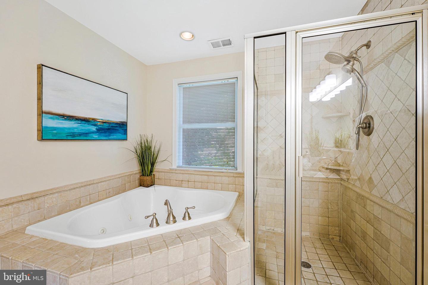 106 YEONAS DR SE, VIENNA, Virginia 22180, 5 Bedrooms Bedrooms, 6 Rooms Rooms,4 BathroomsBathrooms,Residential,For sale,106 YEONAS DR SE,VAFX2245080 MLS # VAFX2245080