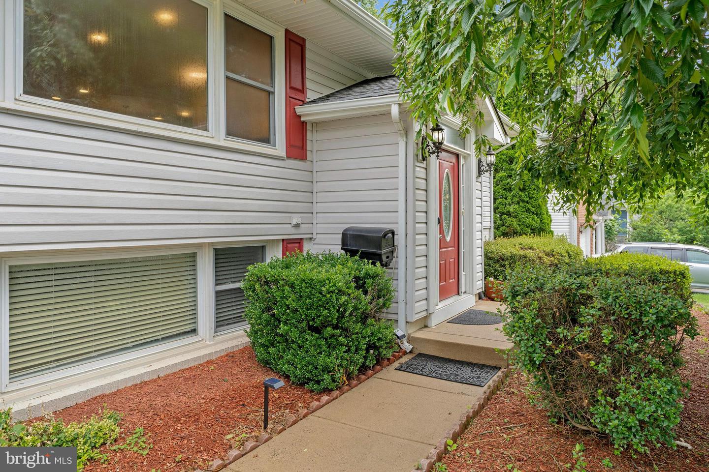 106 YEONAS DR SE, VIENNA, Virginia 22180, 5 Bedrooms Bedrooms, 6 Rooms Rooms,4 BathroomsBathrooms,Residential,For sale,106 YEONAS DR SE,VAFX2245080 MLS # VAFX2245080