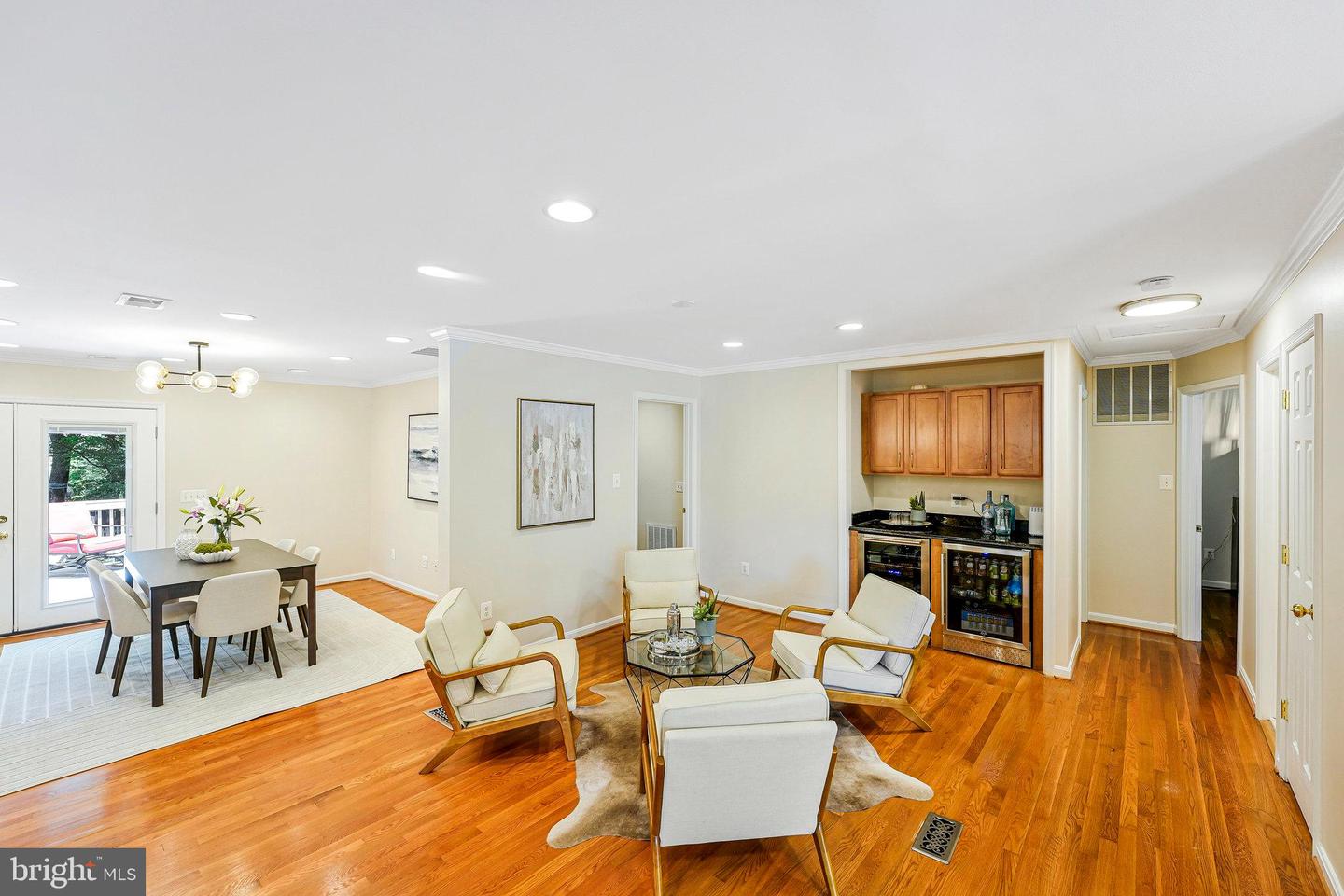 106 YEONAS DR SE, VIENNA, Virginia 22180, 5 Bedrooms Bedrooms, 6 Rooms Rooms,4 BathroomsBathrooms,Residential,For sale,106 YEONAS DR SE,VAFX2245080 MLS # VAFX2245080