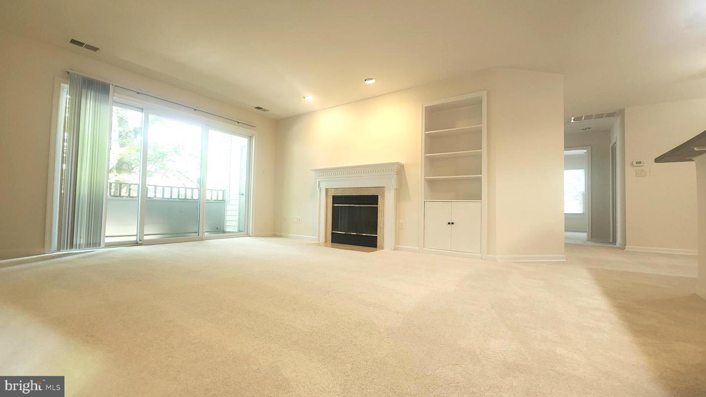 7705 LAFAYETTE FOREST DR #77, ANNANDALE, Virginia 22003, 2 Bedrooms Bedrooms, ,2 BathroomsBathrooms,Residential,For sale,7705 LAFAYETTE FOREST DR #77,VAFX2245540 MLS # VAFX2245540