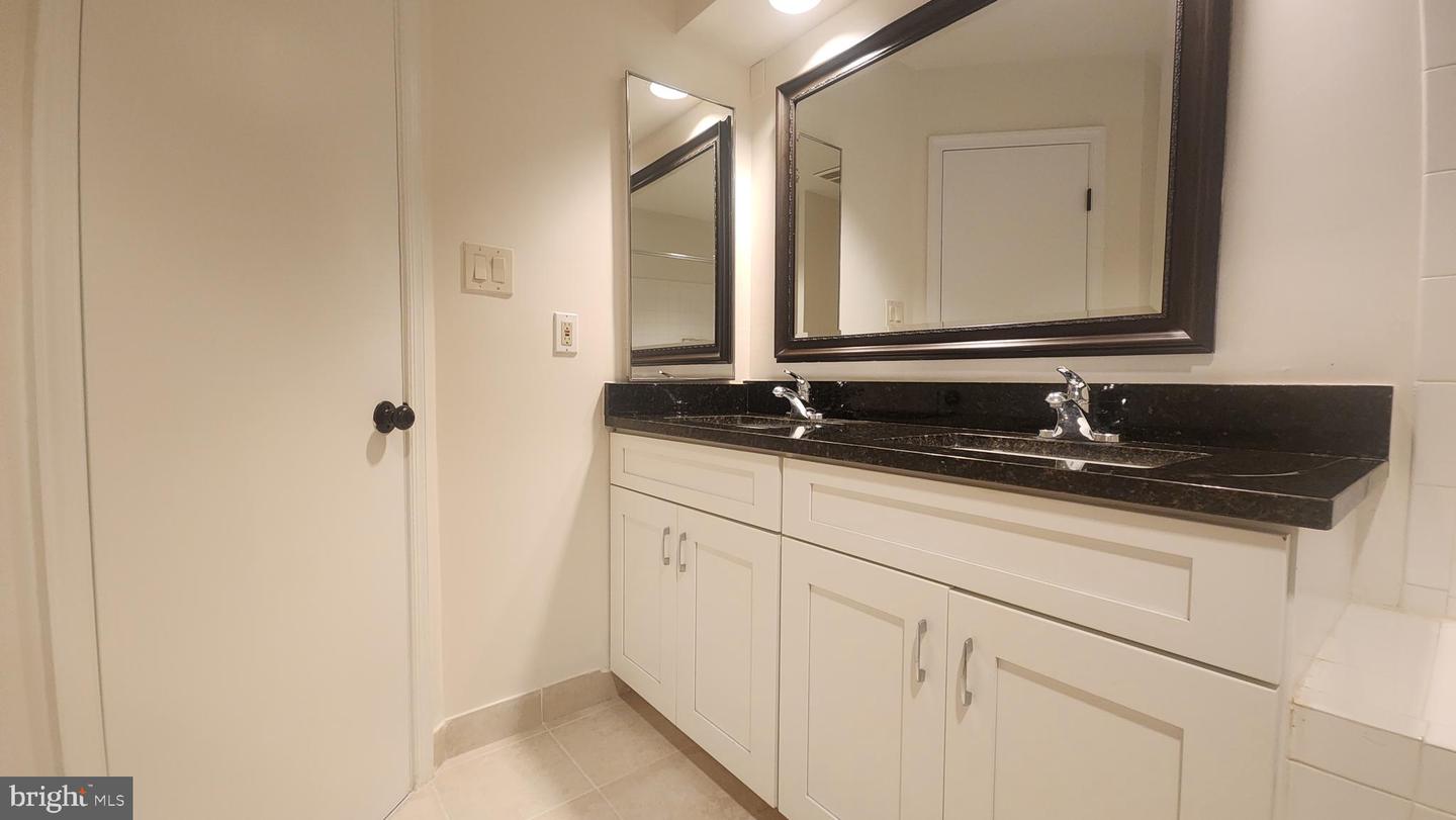 7705 LAFAYETTE FOREST DR #77, ANNANDALE, Virginia 22003, 2 Bedrooms Bedrooms, ,2 BathroomsBathrooms,Residential,For sale,7705 LAFAYETTE FOREST DR #77,VAFX2245540 MLS # VAFX2245540