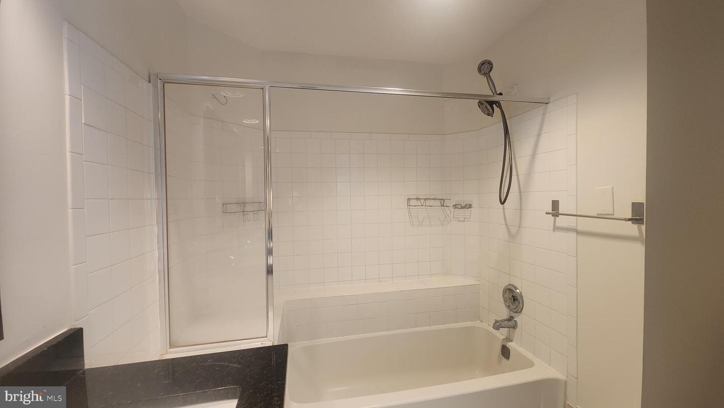 7705 LAFAYETTE FOREST DR #77, ANNANDALE, Virginia 22003, 2 Bedrooms Bedrooms, ,2 BathroomsBathrooms,Residential,For sale,7705 LAFAYETTE FOREST DR #77,VAFX2245540 MLS # VAFX2245540