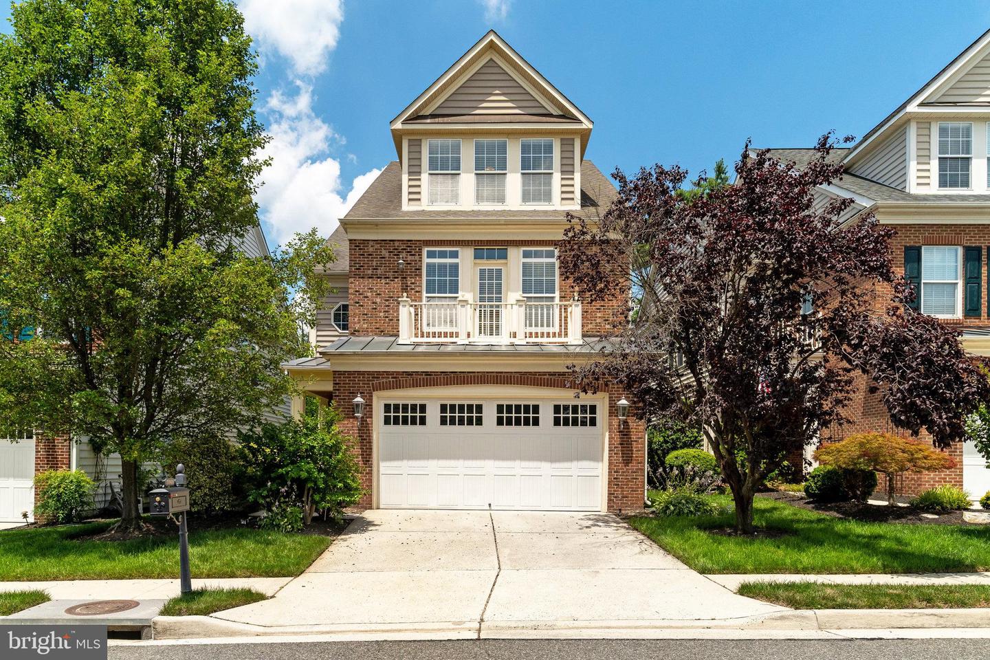 5968 MANORVIEW WAY, ALEXANDRIA, Virginia 22315, 4 Bedrooms Bedrooms, ,3 BathroomsBathrooms,Residential,For sale,5968 MANORVIEW WAY,VAFX2245582 MLS # VAFX2245582