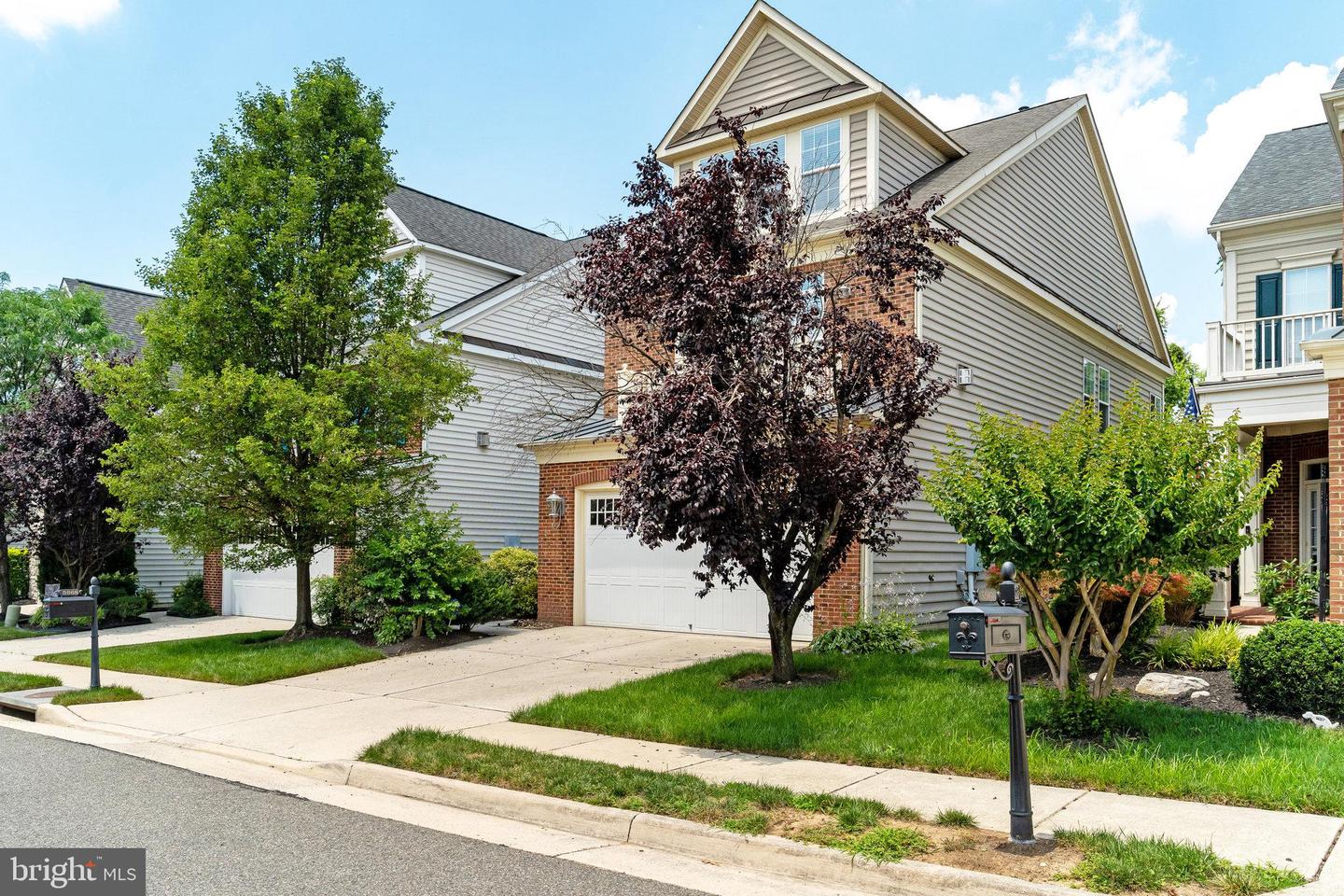 5968 MANORVIEW WAY, ALEXANDRIA, Virginia 22315, 4 Bedrooms Bedrooms, ,3 BathroomsBathrooms,Residential,For sale,5968 MANORVIEW WAY,VAFX2245582 MLS # VAFX2245582