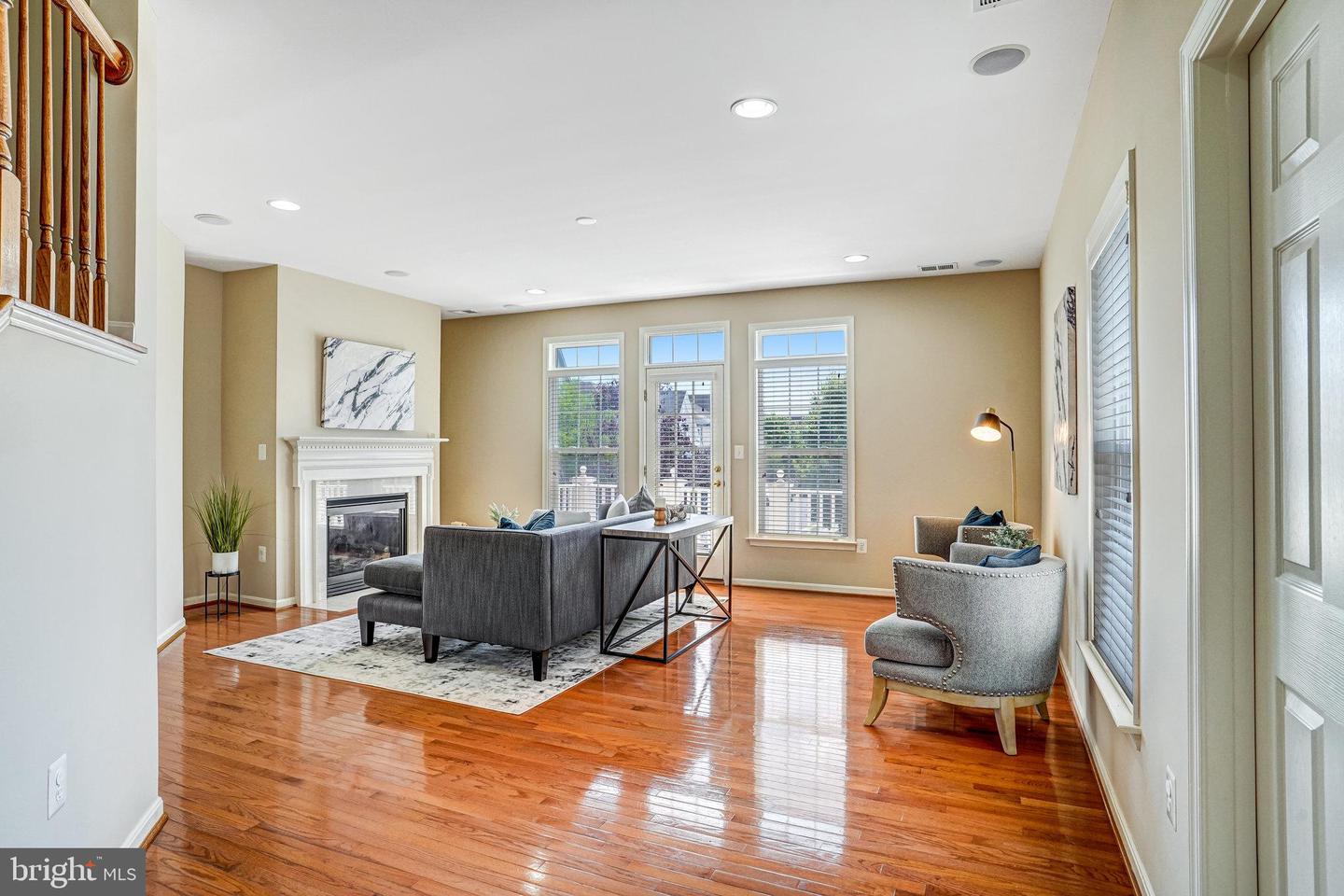 5968 MANORVIEW WAY, ALEXANDRIA, Virginia 22315, 4 Bedrooms Bedrooms, ,3 BathroomsBathrooms,Residential,For sale,5968 MANORVIEW WAY,VAFX2245582 MLS # VAFX2245582