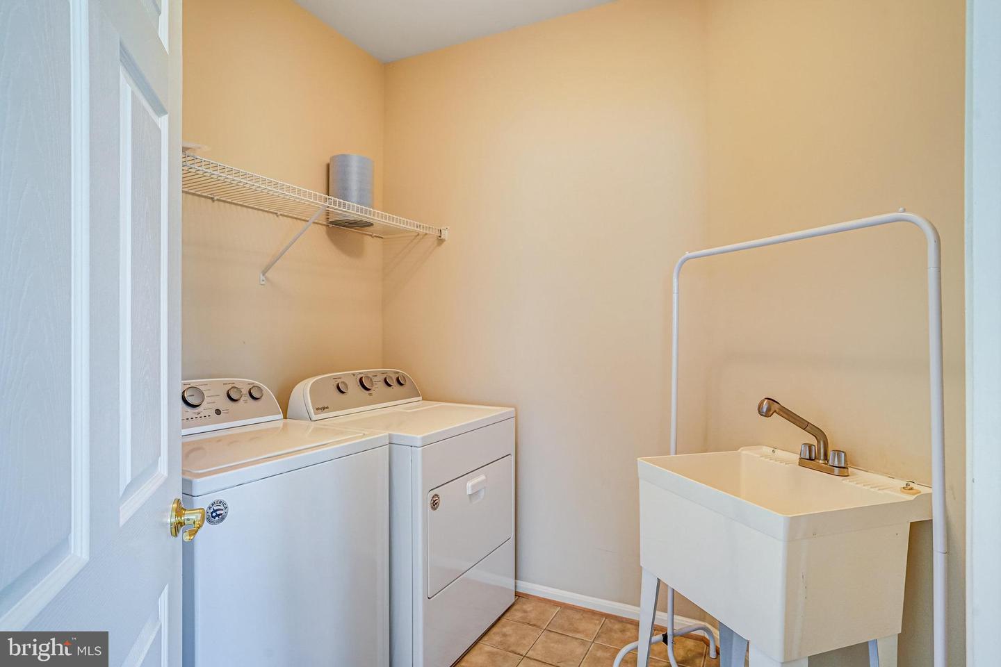 5968 MANORVIEW WAY, ALEXANDRIA, Virginia 22315, 4 Bedrooms Bedrooms, ,3 BathroomsBathrooms,Residential,For sale,5968 MANORVIEW WAY,VAFX2245582 MLS # VAFX2245582
