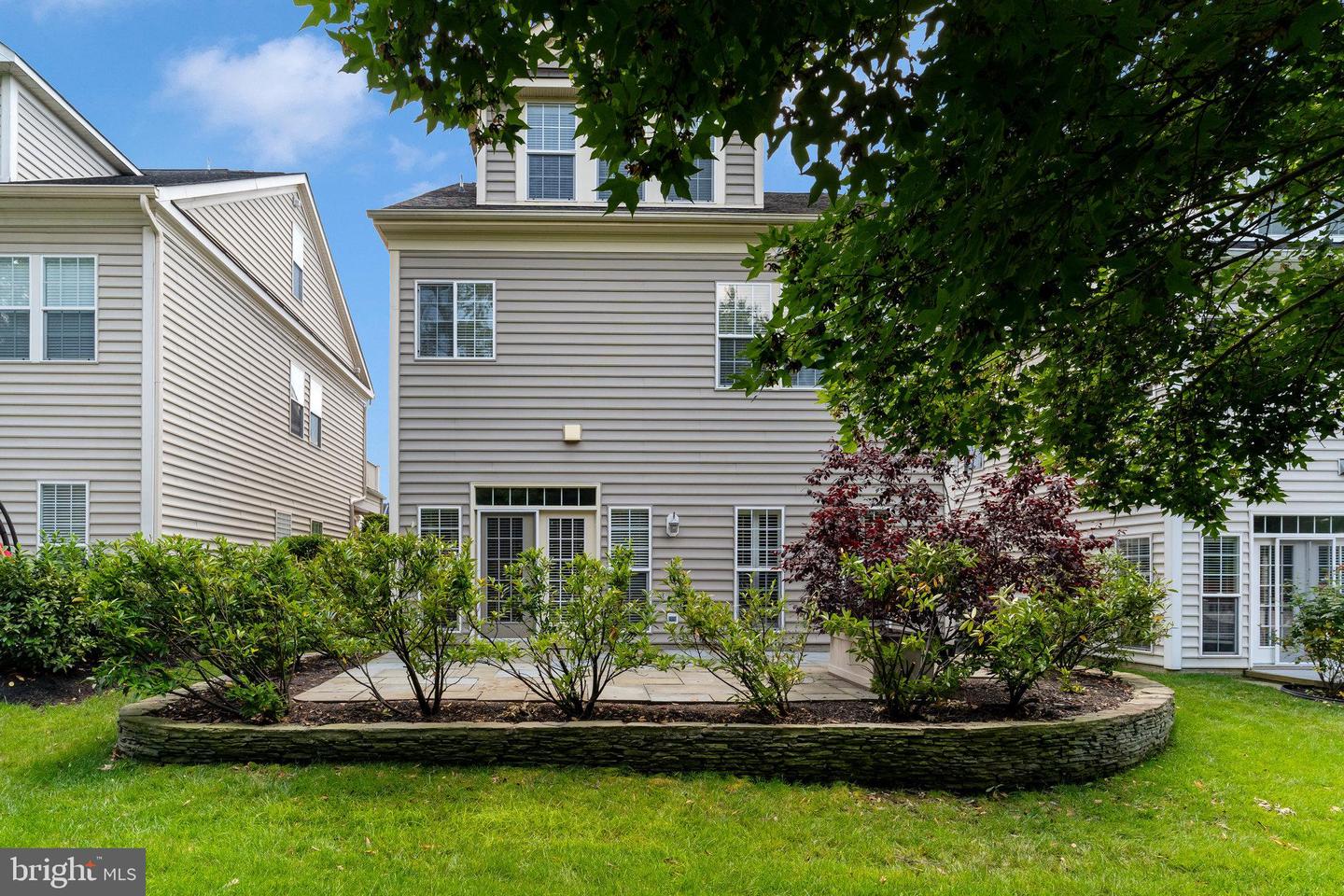 5968 MANORVIEW WAY, ALEXANDRIA, Virginia 22315, 4 Bedrooms Bedrooms, ,3 BathroomsBathrooms,Residential,For sale,5968 MANORVIEW WAY,VAFX2245582 MLS # VAFX2245582