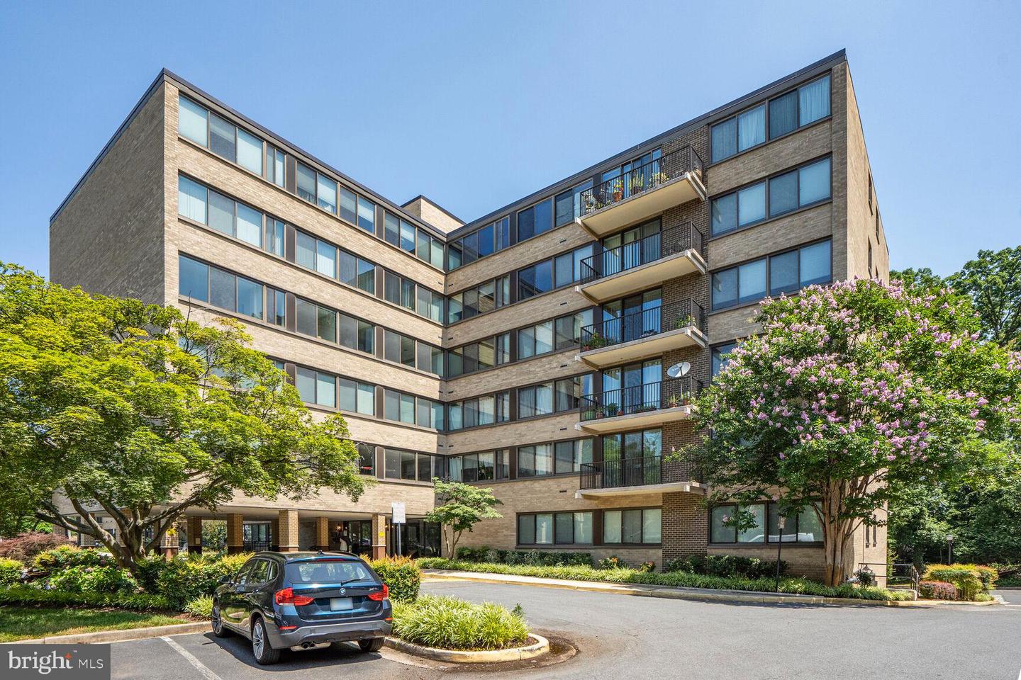 600 ROOSEVELT BLVD #510, FALLS CHURCH, Virginia 22044, 1 Bedroom Bedrooms, ,1 BathroomBathrooms,Residential,For sale,600 ROOSEVELT BLVD #510,VAFA2003072 MLS # VAFA2003072