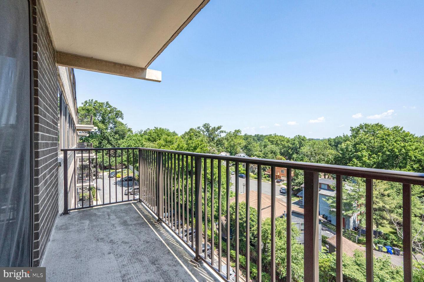 600 ROOSEVELT BLVD #510, FALLS CHURCH, Virginia 22044, 1 Bedroom Bedrooms, ,1 BathroomBathrooms,Residential,For sale,600 ROOSEVELT BLVD #510,VAFA2003072 MLS # VAFA2003072
