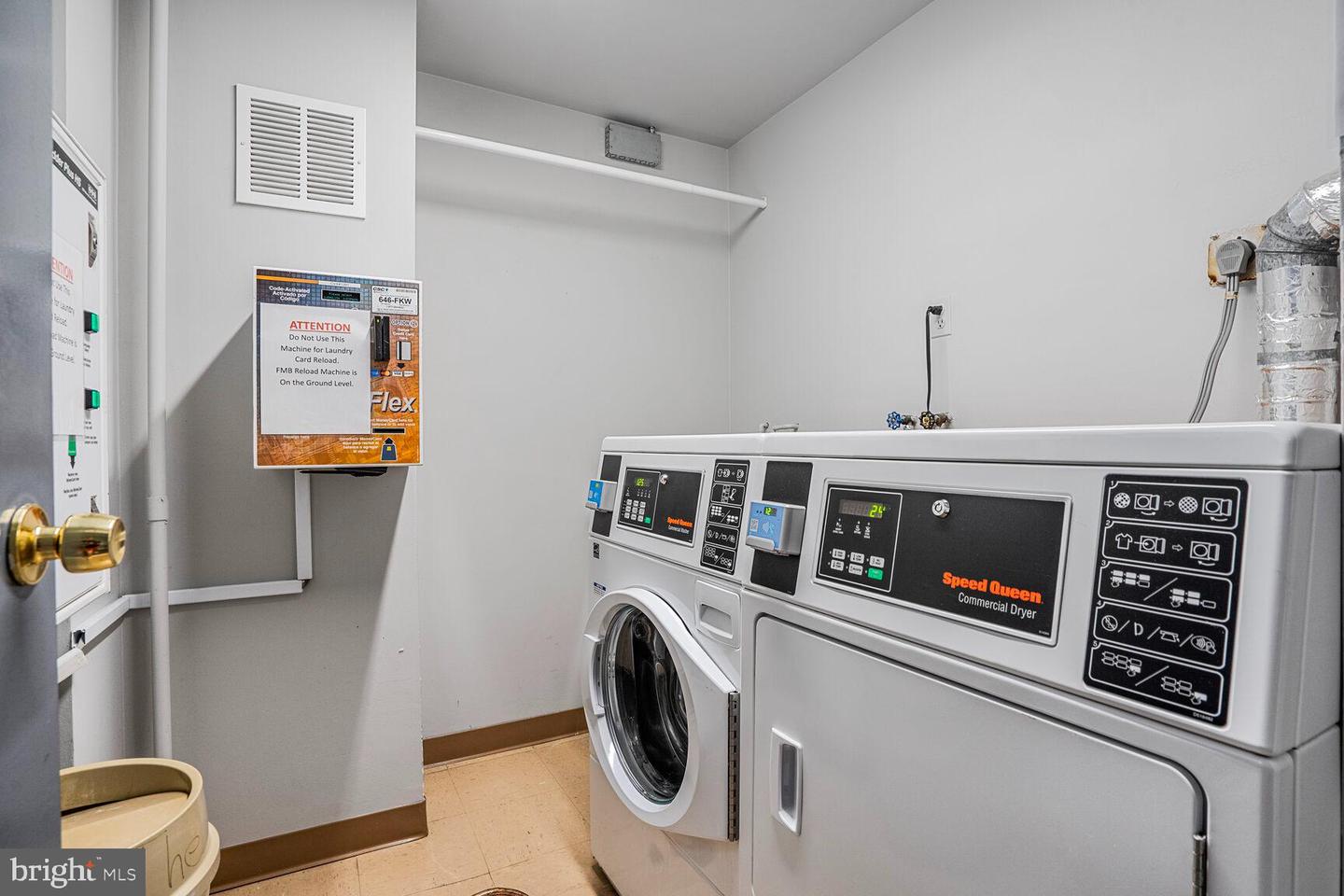 600 ROOSEVELT BLVD #510, FALLS CHURCH, Virginia 22044, 1 Bedroom Bedrooms, ,1 BathroomBathrooms,Residential,For sale,600 ROOSEVELT BLVD #510,VAFA2003072 MLS # VAFA2003072