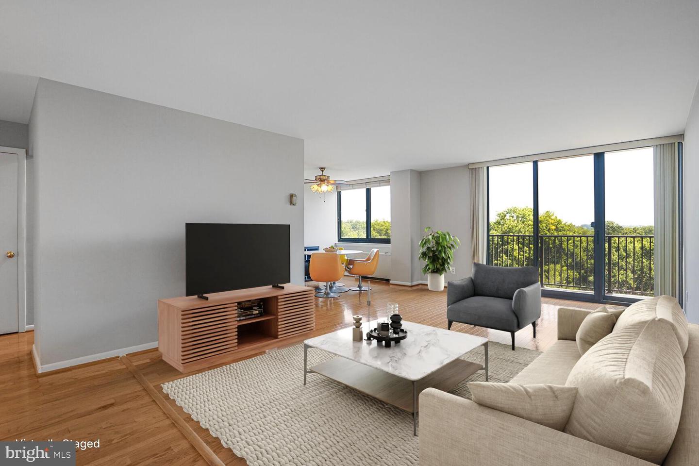 600 ROOSEVELT BLVD #510, FALLS CHURCH, Virginia 22044, 1 Bedroom Bedrooms, ,1 BathroomBathrooms,Residential,For sale,600 ROOSEVELT BLVD #510,VAFA2003072 MLS # VAFA2003072