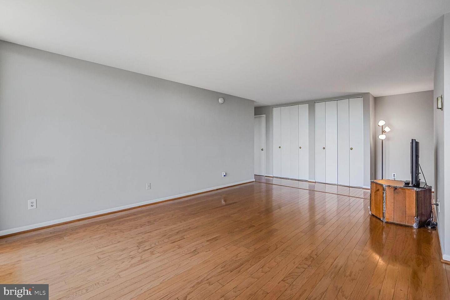 600 ROOSEVELT BLVD #510, FALLS CHURCH, Virginia 22044, 1 Bedroom Bedrooms, ,1 BathroomBathrooms,Residential,For sale,600 ROOSEVELT BLVD #510,VAFA2003072 MLS # VAFA2003072