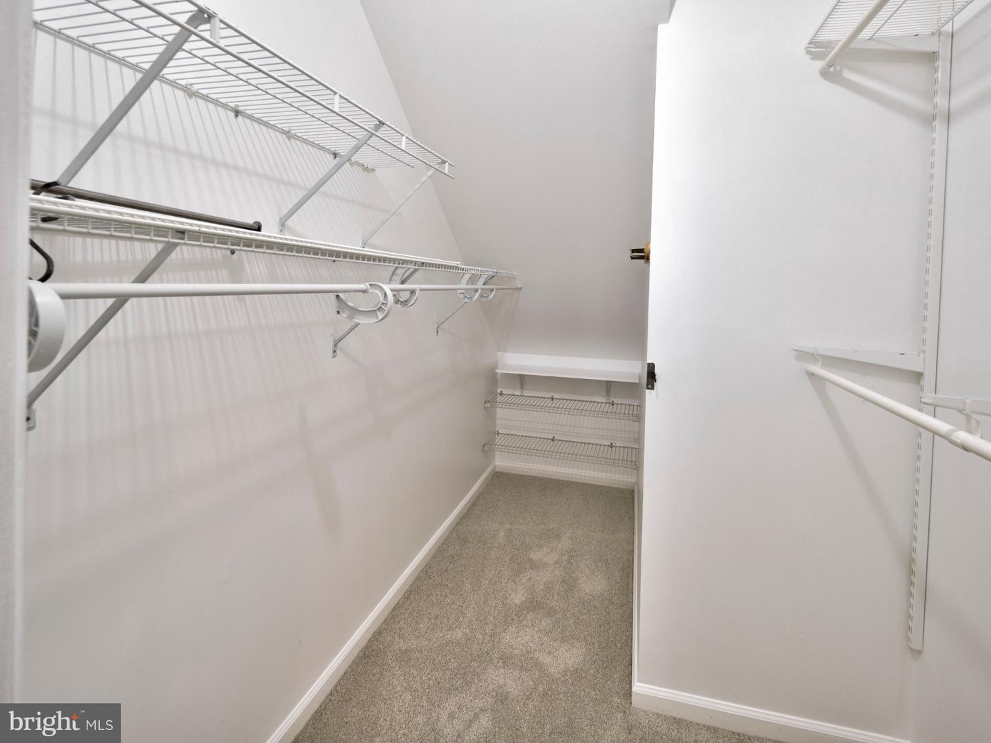 46630 DRYSDALE TER #303, STERLING, Virginia 20165, 2 Bedrooms Bedrooms, ,2 BathroomsBathrooms,Residential,For sale,46630 DRYSDALE TER #303,VALO2098746 MLS # VALO2098746