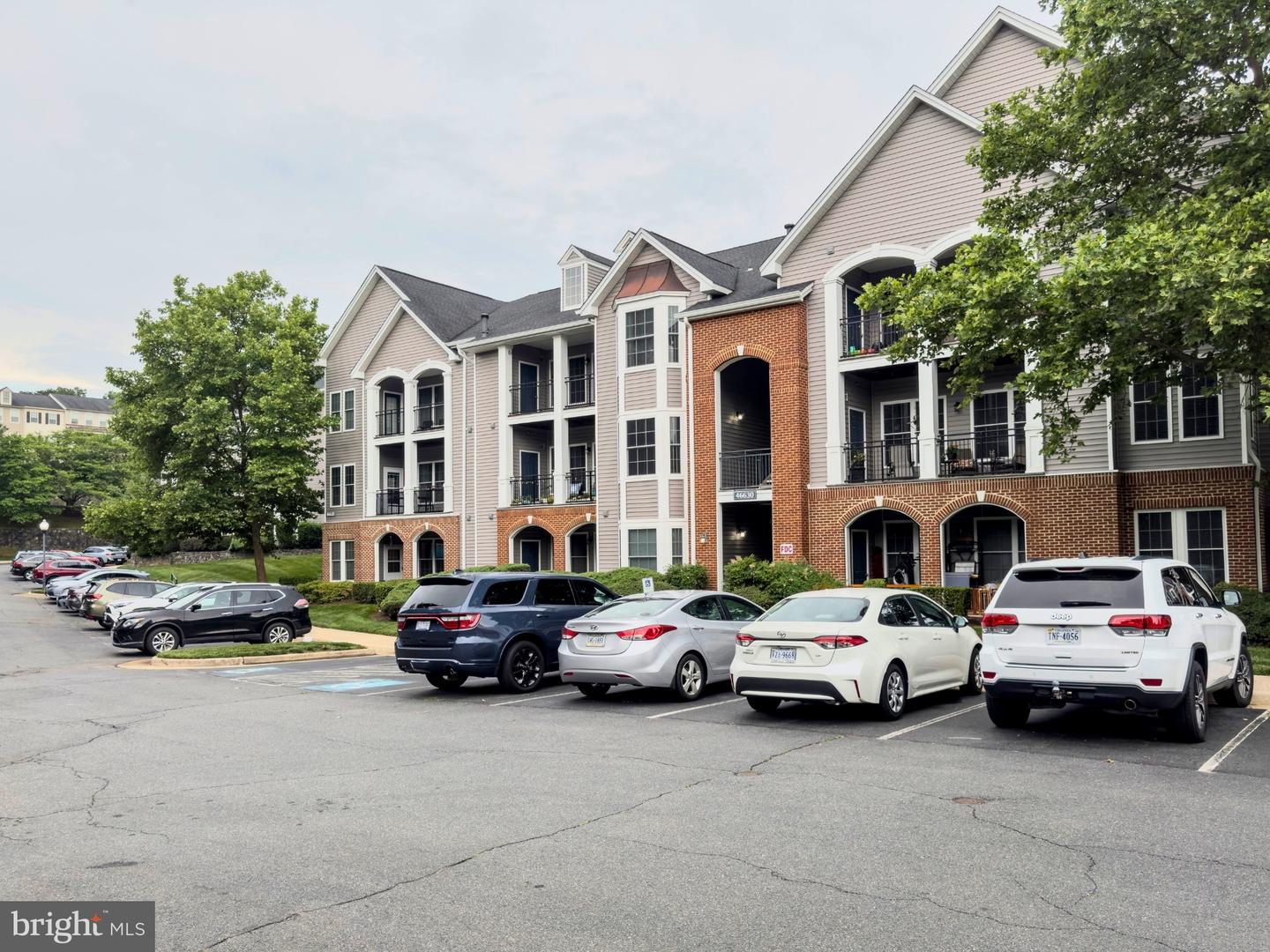 46630 DRYSDALE TER #303, STERLING, Virginia 20165, 2 Bedrooms Bedrooms, ,2 BathroomsBathrooms,Residential,For sale,46630 DRYSDALE TER #303,VALO2098746 MLS # VALO2098746