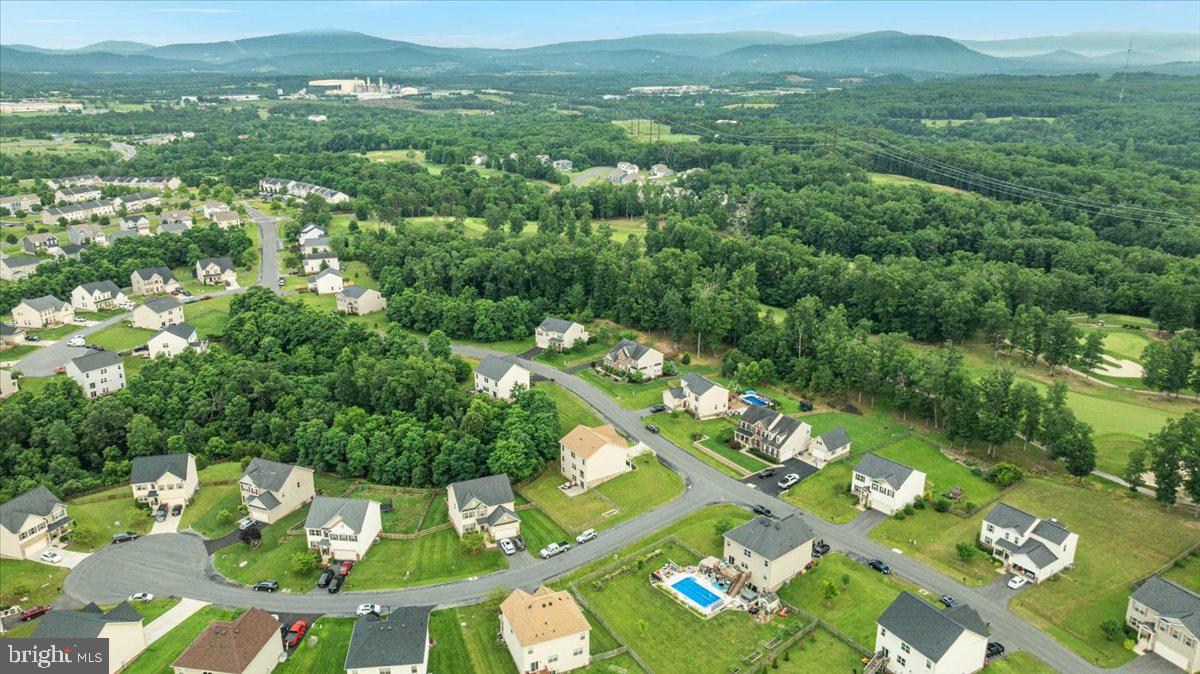 890 SHADOWS DR, FRONT ROYAL, Virginia 22630, 5 Bedrooms Bedrooms, ,3 BathroomsBathrooms,Residential,For sale,890 SHADOWS DR,VAWR2011392 MLS # VAWR2011392