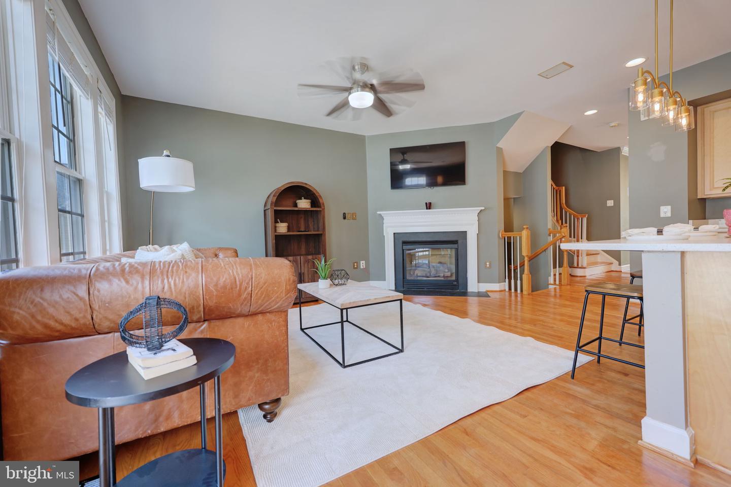 704 VESTAL ST, WOODBRIDGE, Virginia 22191, 3 Bedrooms Bedrooms, ,2 BathroomsBathrooms,Residential,For sale,704 VESTAL ST,VAPW2096494 MLS # VAPW2096494