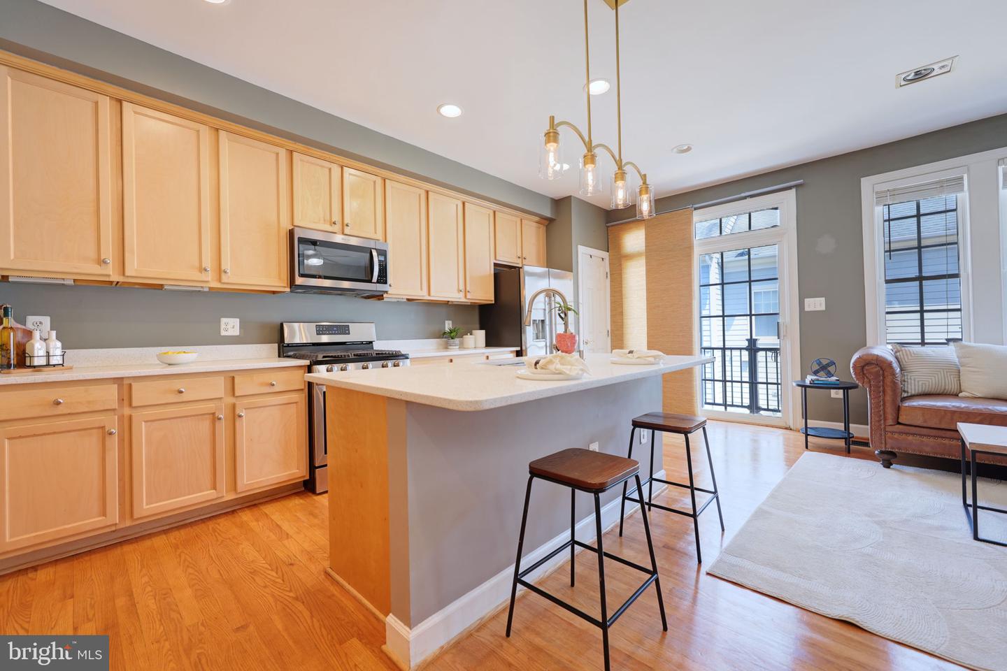 704 VESTAL ST, WOODBRIDGE, Virginia 22191, 3 Bedrooms Bedrooms, ,2 BathroomsBathrooms,Residential,For sale,704 VESTAL ST,VAPW2096494 MLS # VAPW2096494