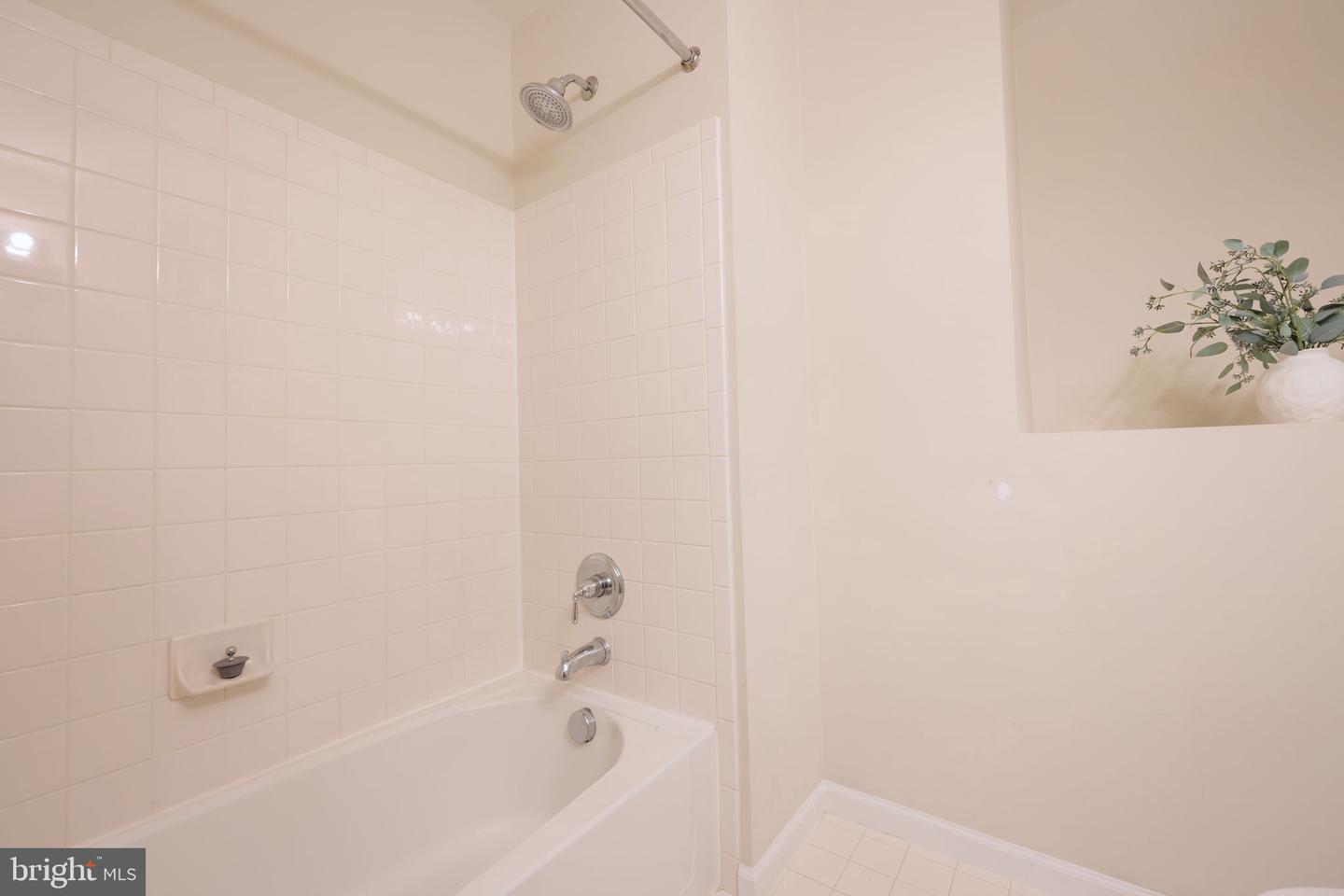 704 VESTAL ST, WOODBRIDGE, Virginia 22191, 3 Bedrooms Bedrooms, ,2 BathroomsBathrooms,Residential,For sale,704 VESTAL ST,VAPW2096494 MLS # VAPW2096494