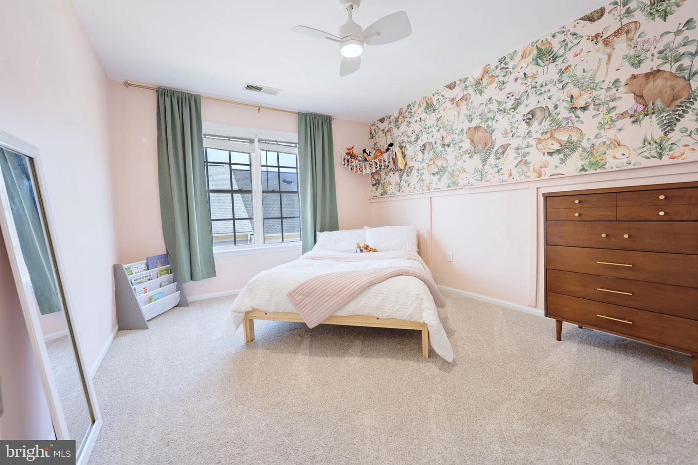 704 VESTAL ST, WOODBRIDGE, Virginia 22191, 3 Bedrooms Bedrooms, ,2 BathroomsBathrooms,Residential,For sale,704 VESTAL ST,VAPW2096494 MLS # VAPW2096494