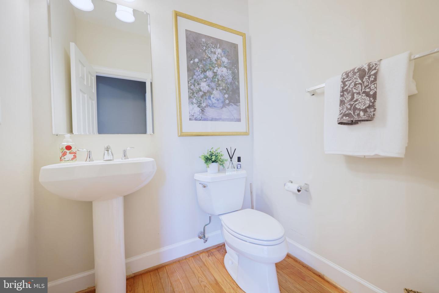 704 VESTAL ST, WOODBRIDGE, Virginia 22191, 3 Bedrooms Bedrooms, ,2 BathroomsBathrooms,Residential,For sale,704 VESTAL ST,VAPW2096494 MLS # VAPW2096494