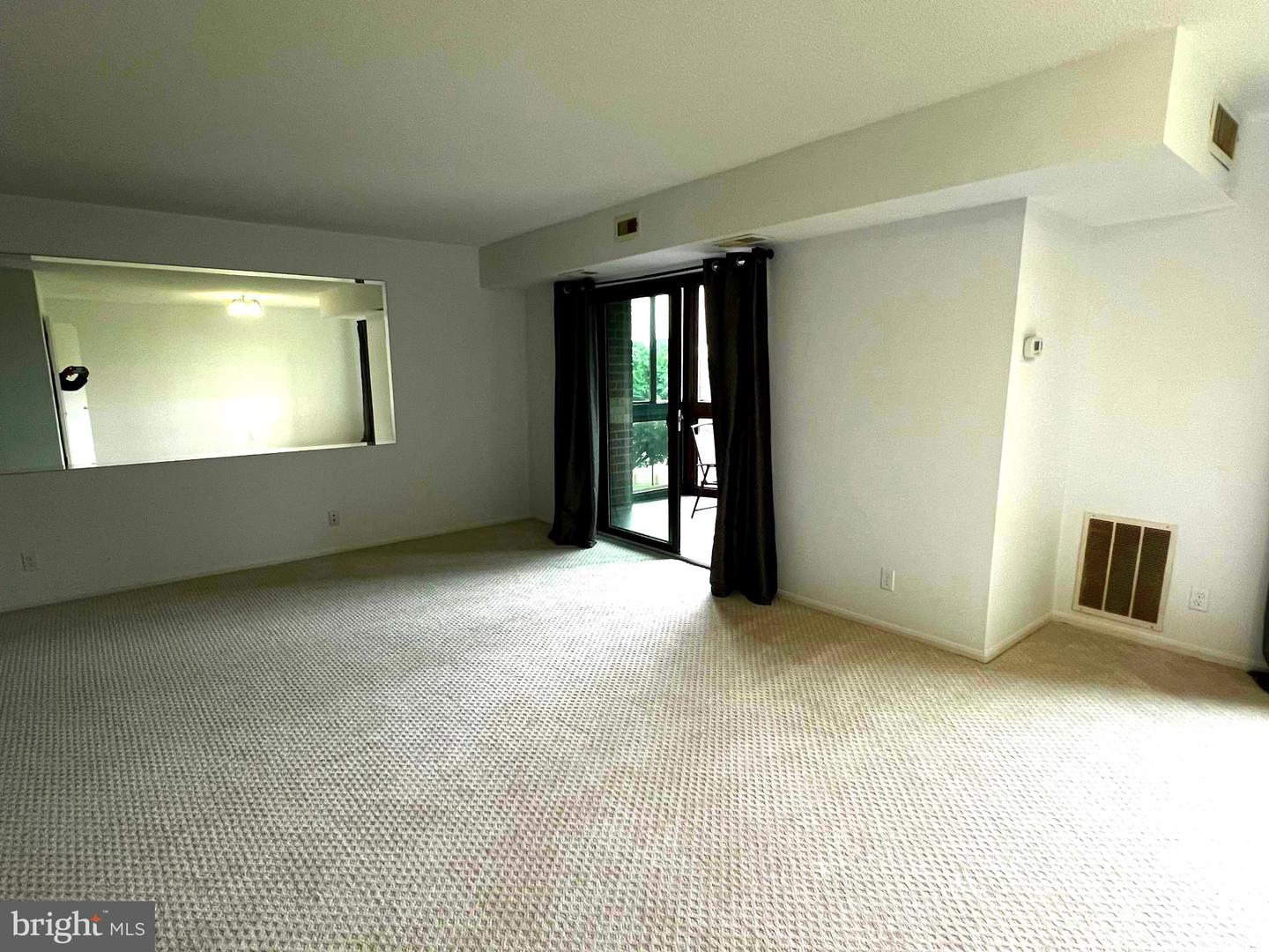 8350 GREENSBORO DR #218, MCLEAN, Virginia 22102, 1 Bedroom Bedrooms, 1 Room Rooms,1 BathroomBathrooms,Residential,For sale,8350 GREENSBORO DR #218,VAFX2246148 MLS # VAFX2246148
