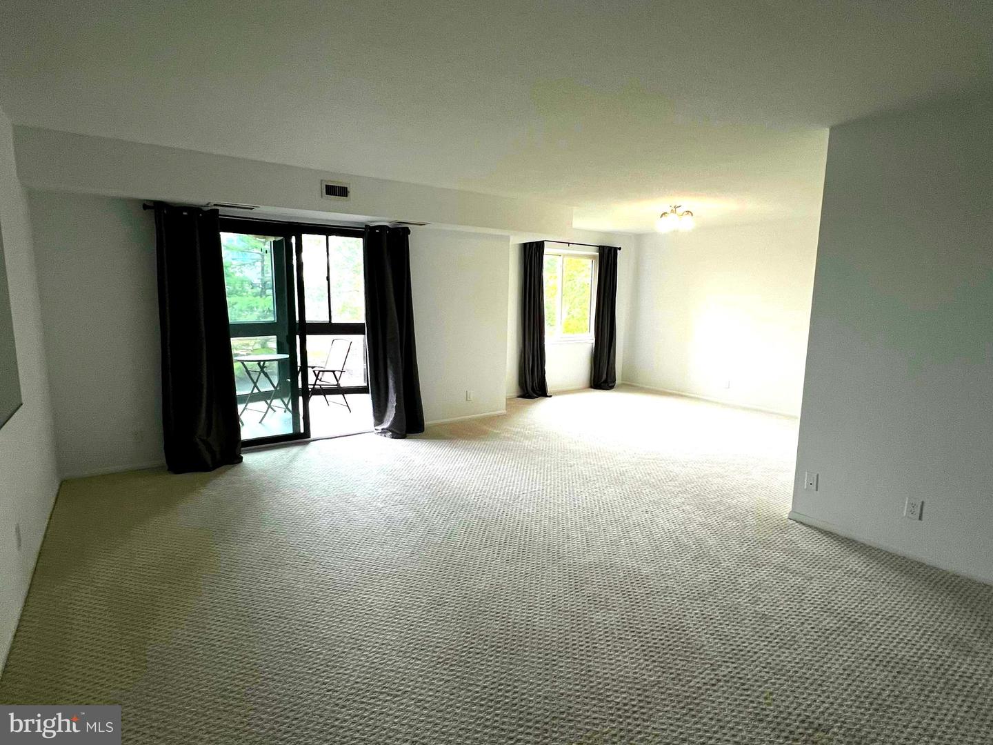 8350 GREENSBORO DR #218, MCLEAN, Virginia 22102, 1 Bedroom Bedrooms, 1 Room Rooms,1 BathroomBathrooms,Residential,For sale,8350 GREENSBORO DR #218,VAFX2246148 MLS # VAFX2246148