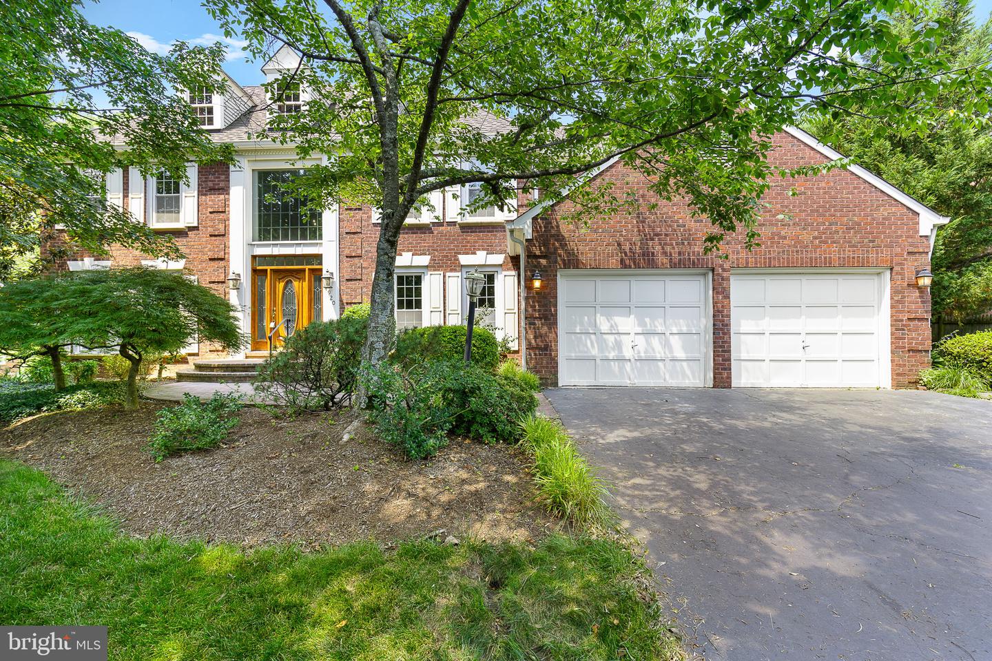 4920 SUNSET LN, ANNANDALE, Virginia 22003, 6 Bedrooms Bedrooms, ,4 BathroomsBathrooms,Residential,For sale,4920 SUNSET LN,VAFX2246212 MLS # VAFX2246212