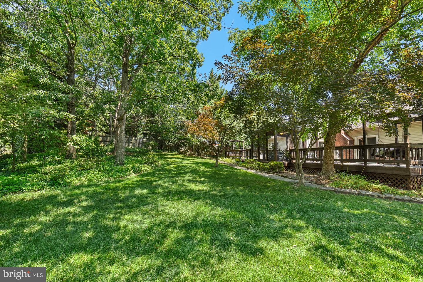 4920 SUNSET LN, ANNANDALE, Virginia 22003, 6 Bedrooms Bedrooms, ,4 BathroomsBathrooms,Residential,For sale,4920 SUNSET LN,VAFX2246212 MLS # VAFX2246212