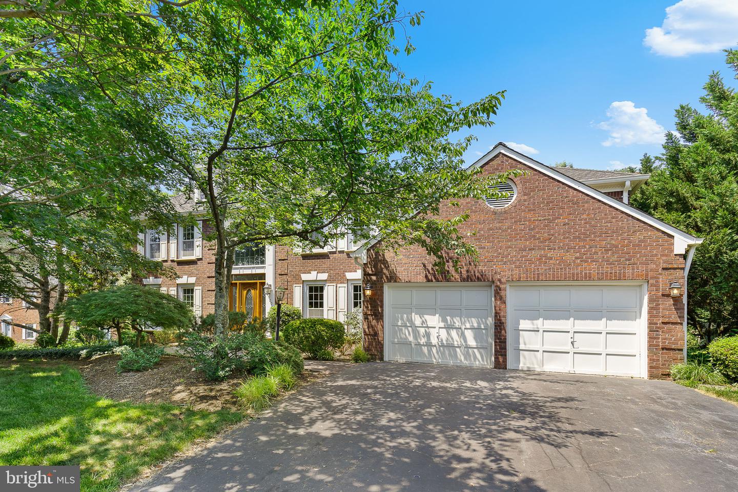 4920 SUNSET LN, ANNANDALE, Virginia 22003, 6 Bedrooms Bedrooms, ,4 BathroomsBathrooms,Residential,For sale,4920 SUNSET LN,VAFX2246212 MLS # VAFX2246212