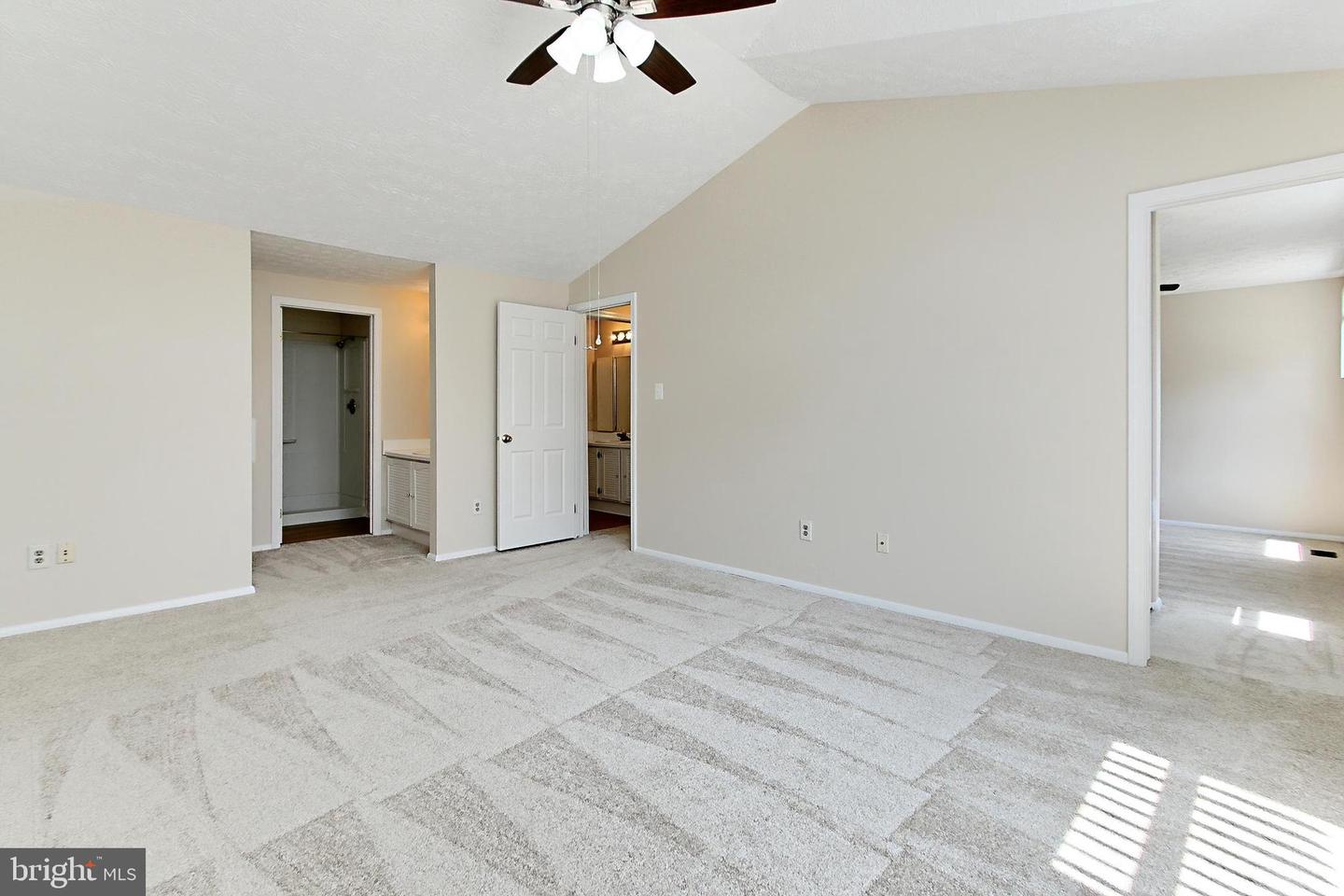 5509 YELLOW RAIL CT, FAIRFAX, Virginia 22032, 5 Bedrooms Bedrooms, ,3 BathroomsBathrooms,Residential,For sale,5509 YELLOW RAIL CT,VAFX2246474 MLS # VAFX2246474