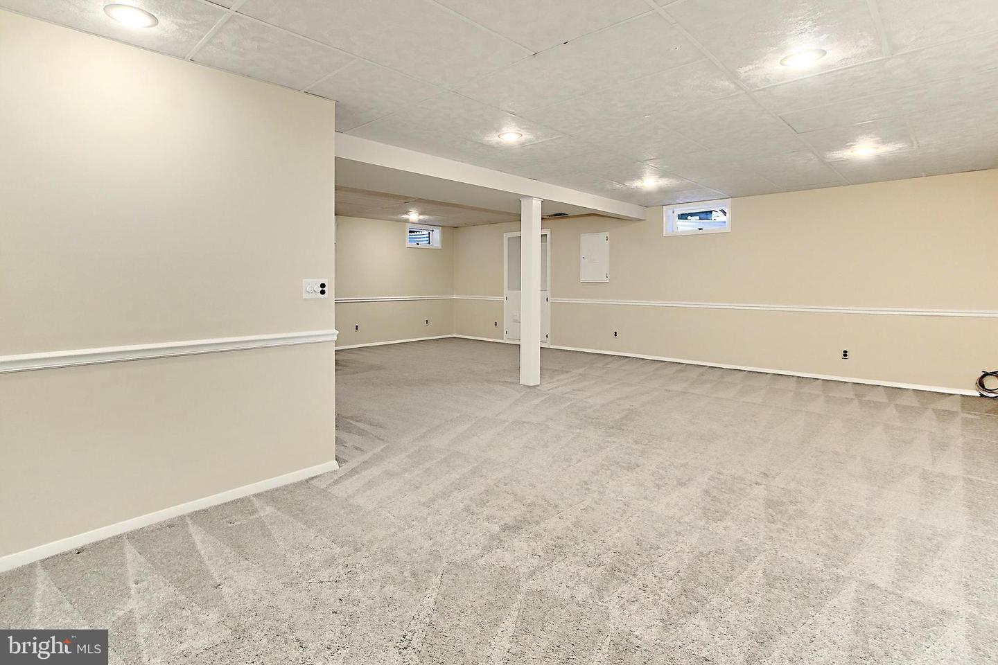5509 YELLOW RAIL CT, FAIRFAX, Virginia 22032, 5 Bedrooms Bedrooms, ,3 BathroomsBathrooms,Residential,For sale,5509 YELLOW RAIL CT,VAFX2246474 MLS # VAFX2246474