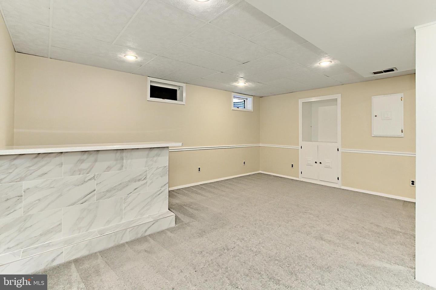 5509 YELLOW RAIL CT, FAIRFAX, Virginia 22032, 5 Bedrooms Bedrooms, ,3 BathroomsBathrooms,Residential,For sale,5509 YELLOW RAIL CT,VAFX2246474 MLS # VAFX2246474