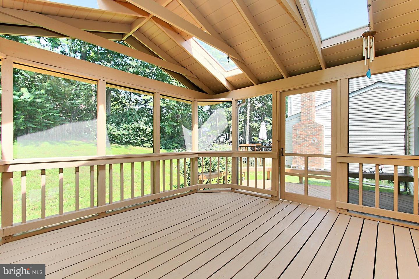 5509 YELLOW RAIL CT, FAIRFAX, Virginia 22032, 5 Bedrooms Bedrooms, ,3 BathroomsBathrooms,Residential,For sale,5509 YELLOW RAIL CT,VAFX2246474 MLS # VAFX2246474