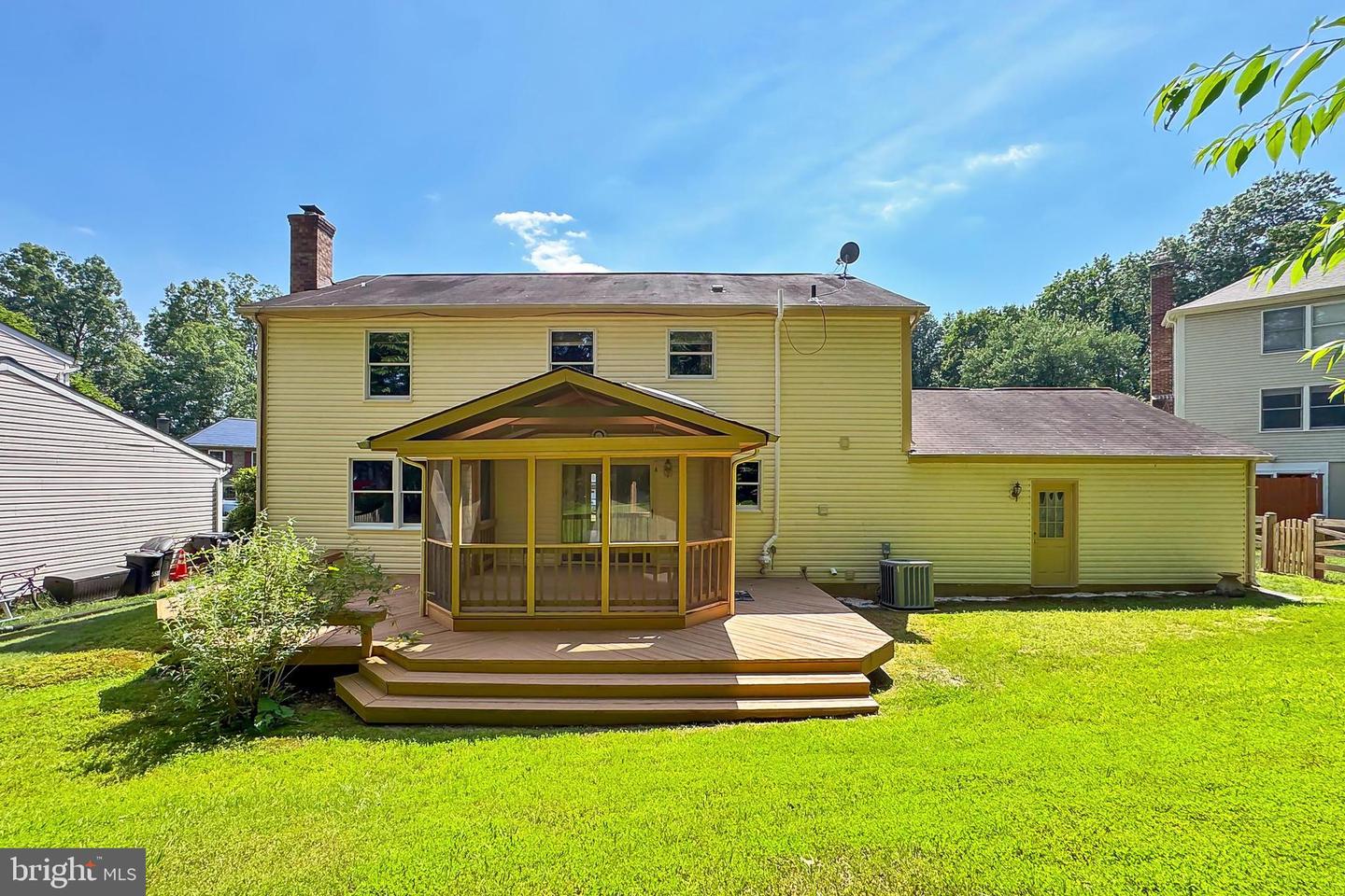 5509 YELLOW RAIL CT, FAIRFAX, Virginia 22032, 5 Bedrooms Bedrooms, ,3 BathroomsBathrooms,Residential,For sale,5509 YELLOW RAIL CT,VAFX2246474 MLS # VAFX2246474