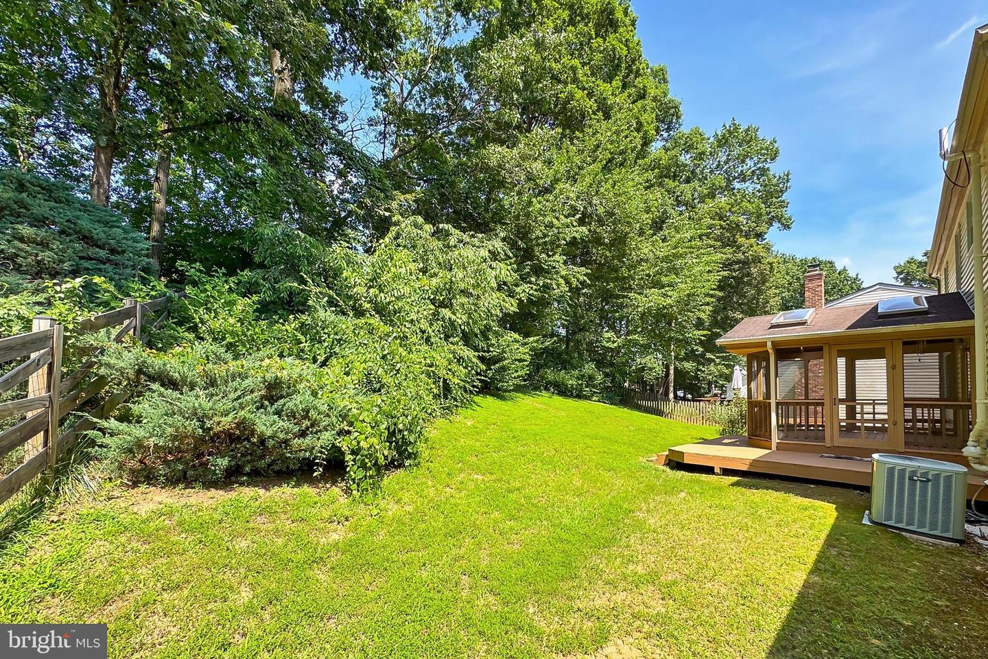 5509 YELLOW RAIL CT, FAIRFAX, Virginia 22032, 5 Bedrooms Bedrooms, ,3 BathroomsBathrooms,Residential,For sale,5509 YELLOW RAIL CT,VAFX2246474 MLS # VAFX2246474