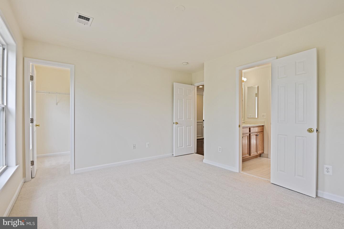 41972 URAL DR, ALDIE, Virginia 20105, 4 Bedrooms Bedrooms, ,4 BathroomsBathrooms,Residential,For sale,41972 URAL DR,VALO2099166 MLS # VALO2099166
