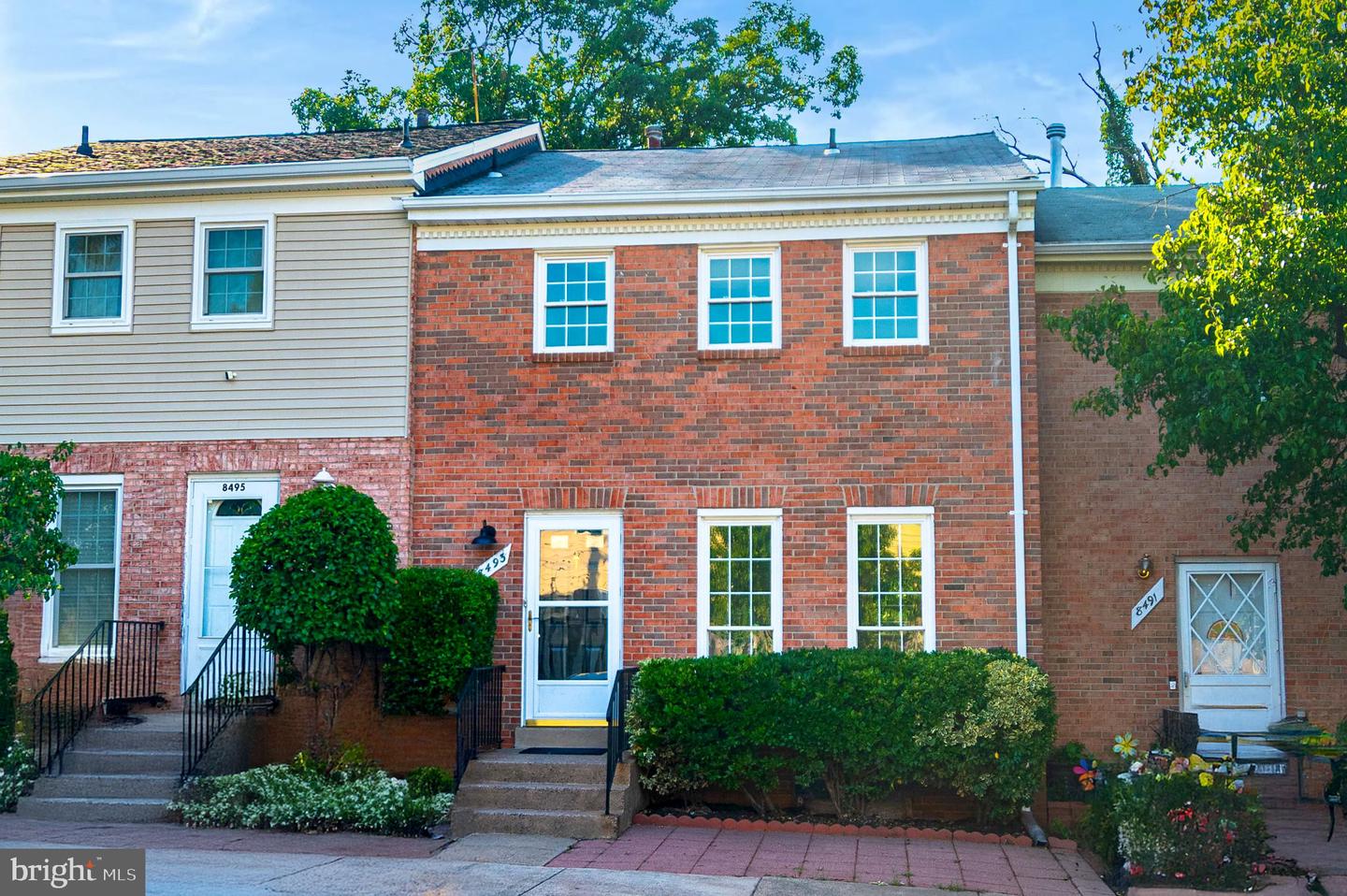 8493 BUCKEYE CT, MANASSAS, Virginia 20110, 3 Bedrooms Bedrooms, ,2 BathroomsBathrooms,Residential,For sale,8493 BUCKEYE CT,VAMN2008466 MLS # VAMN2008466