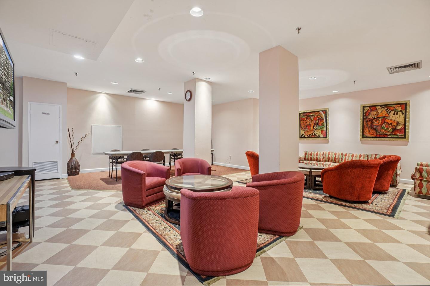 250 S REYNOLDS ST #610, ALEXANDRIA, Virginia 22304, 2 Bedrooms Bedrooms, ,2 BathroomsBathrooms,Residential,For sale,250 S REYNOLDS ST #610,VAAX2046244 MLS # VAAX2046244