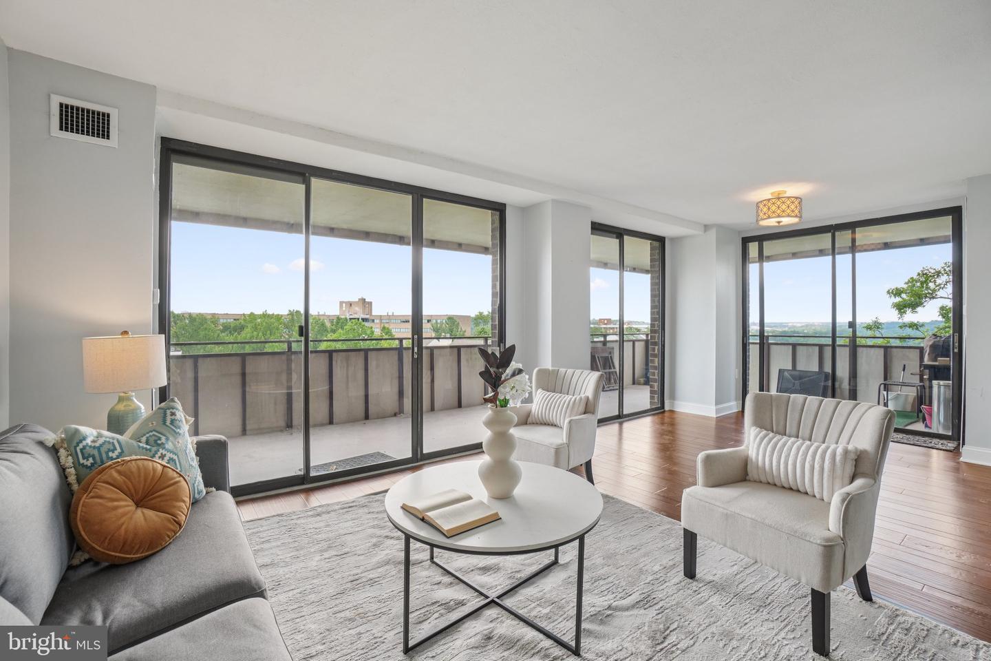 250 S REYNOLDS ST #610, ALEXANDRIA, Virginia 22304, 2 Bedrooms Bedrooms, ,2 BathroomsBathrooms,Residential,For sale,250 S REYNOLDS ST #610,VAAX2046244 MLS # VAAX2046244